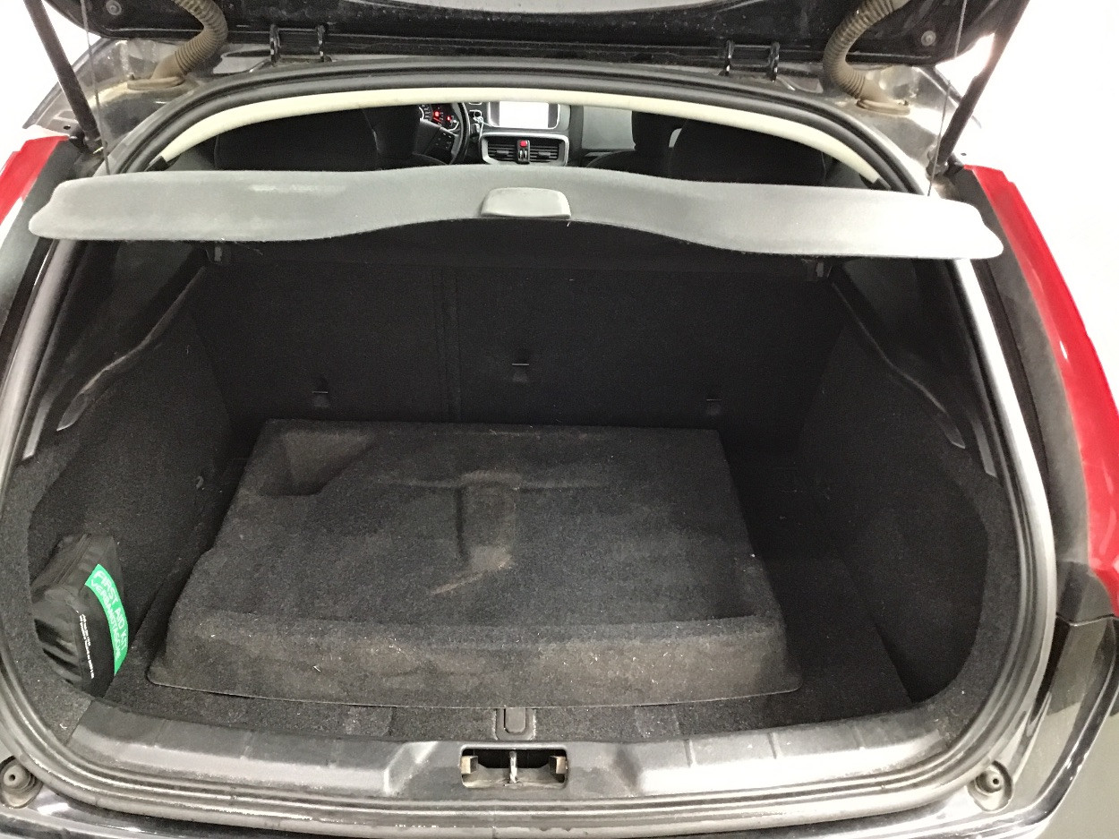 Volvo V40 1.6