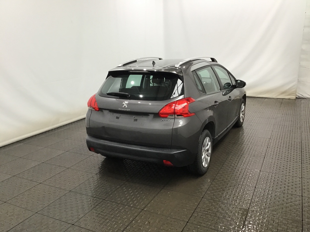 Peugeot 2008 1.2 ess