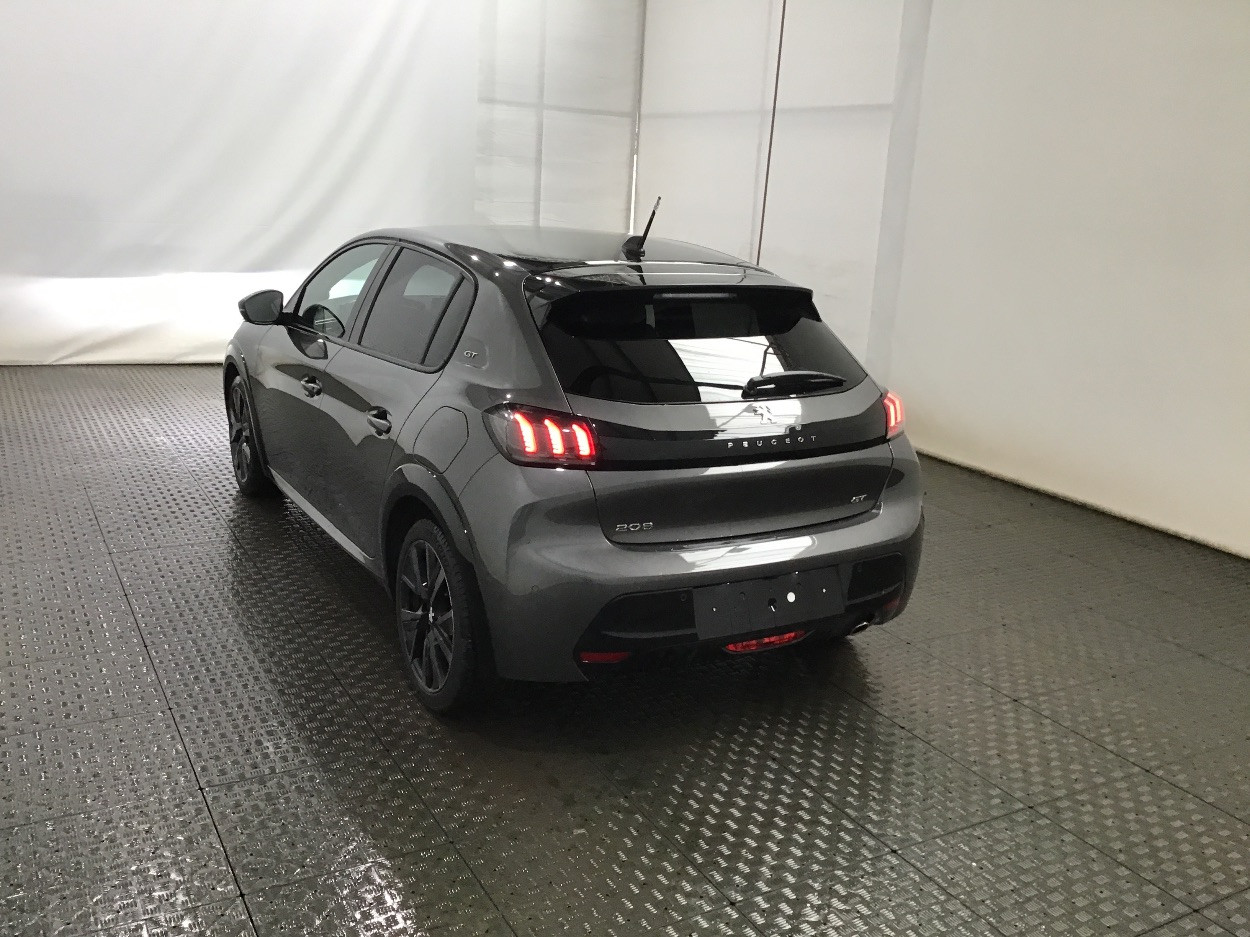 Peugeot 208 1.2 PureTech 100