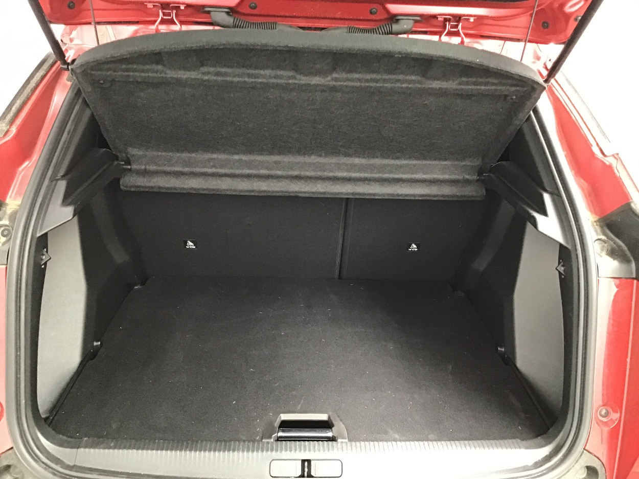 Peugeot 2008 1.2 PureTech 100