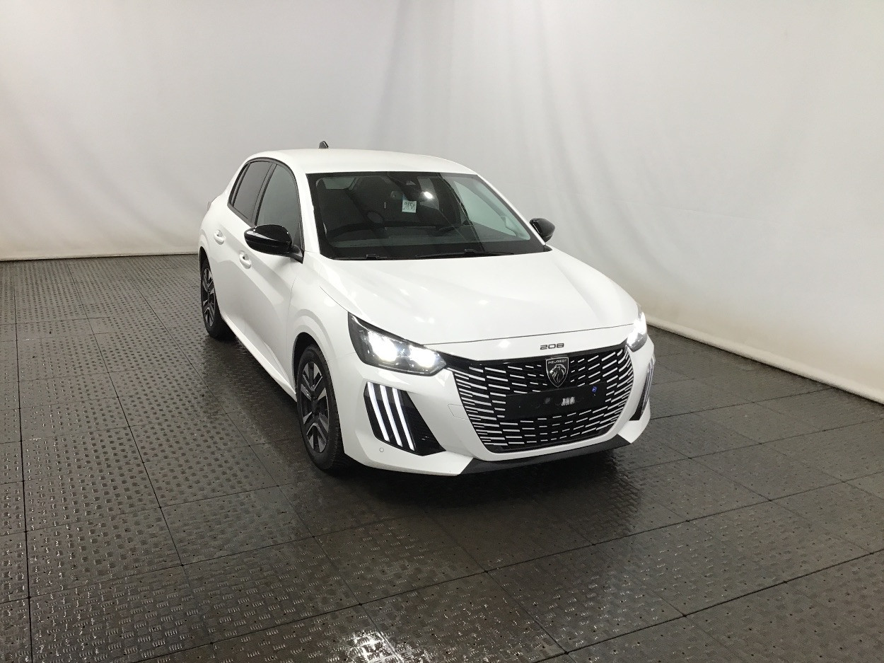 Peugeot 208 1.2 PureTech 100