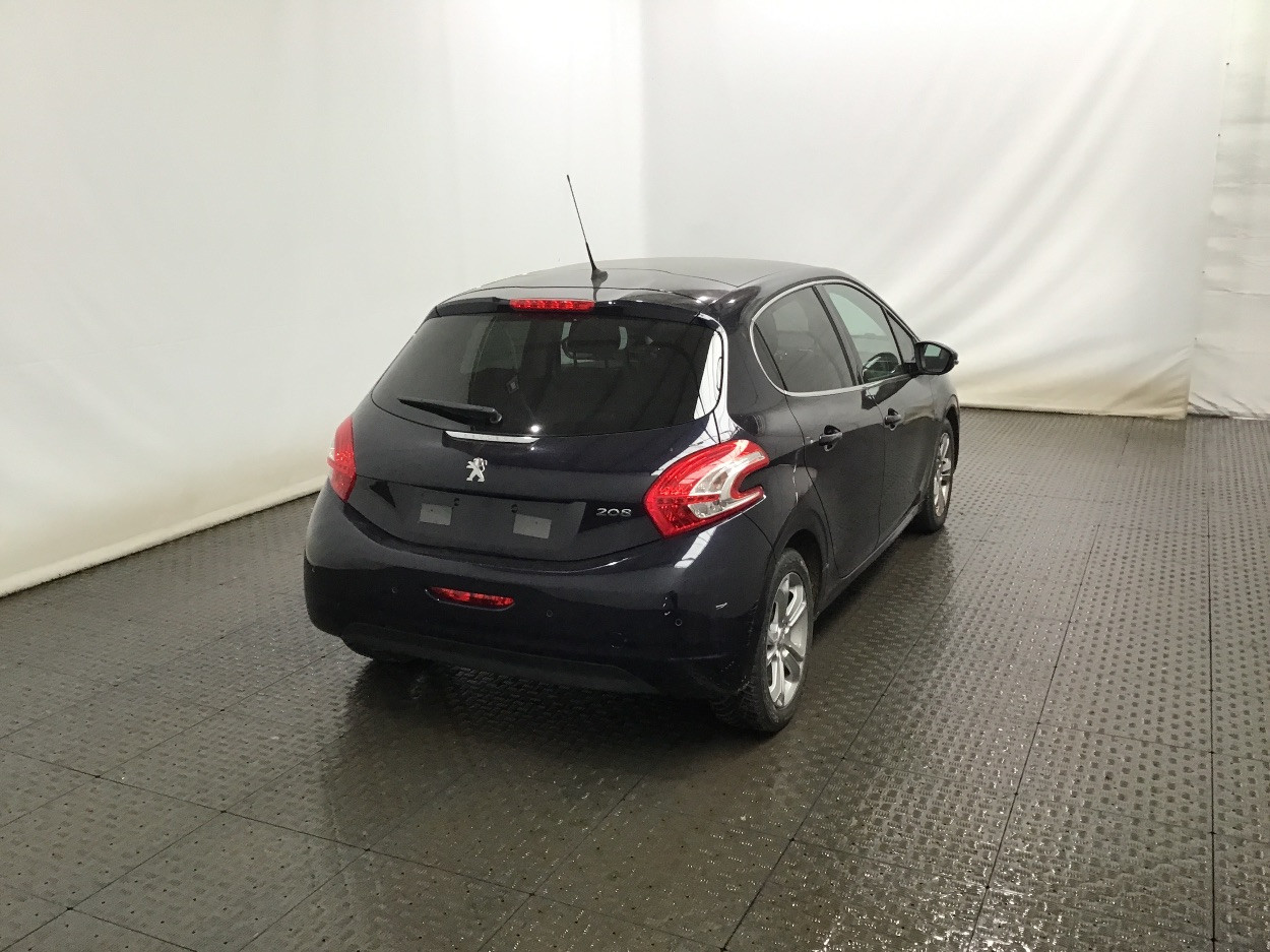Peugeot 208 1.2 ess