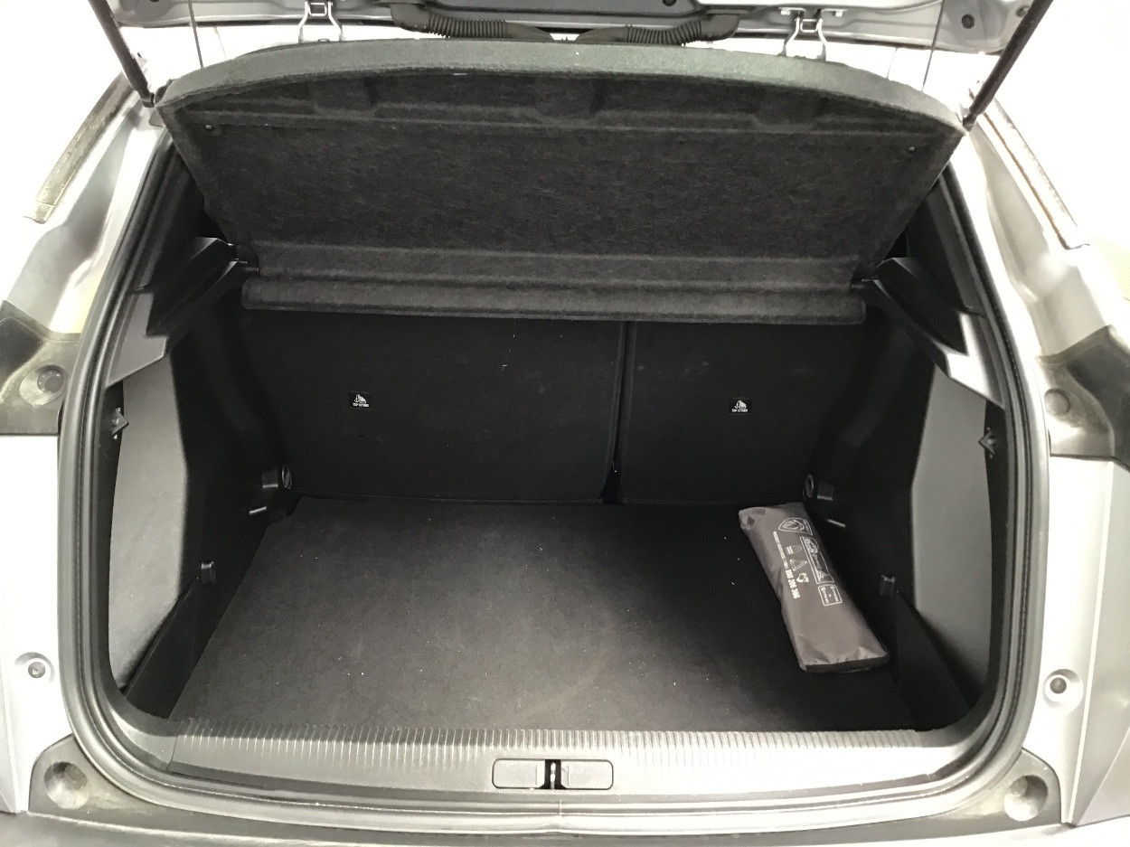 Peugeot 2008 1.2 PureTech 100