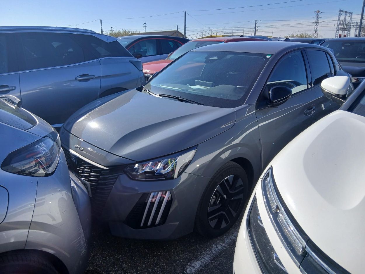 Peugeot 208 1.2 100/110 MHEV