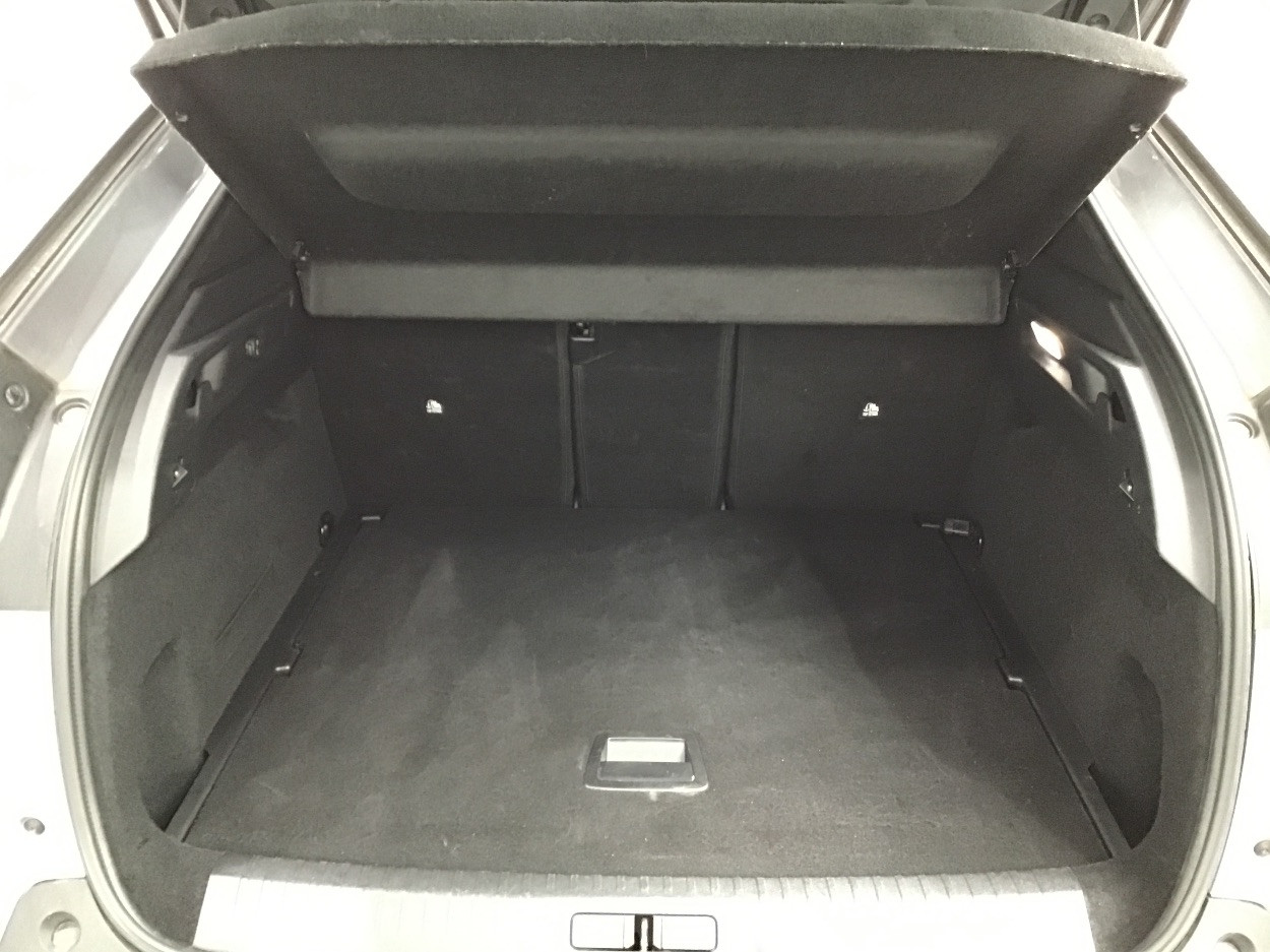 Peugeot 3008 1.2 MHEV 136/145