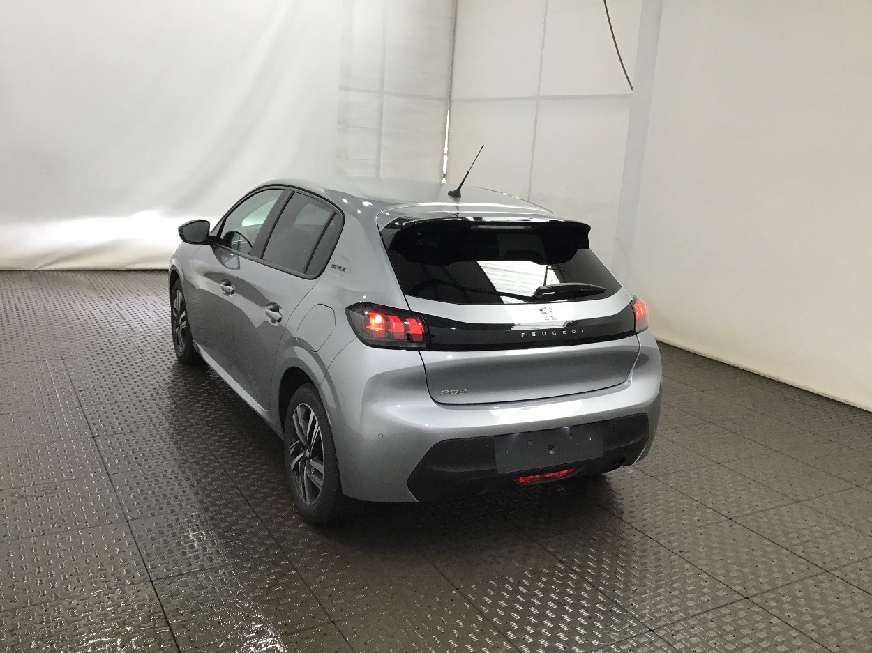Peugeot 208 1.2 PureTech 100