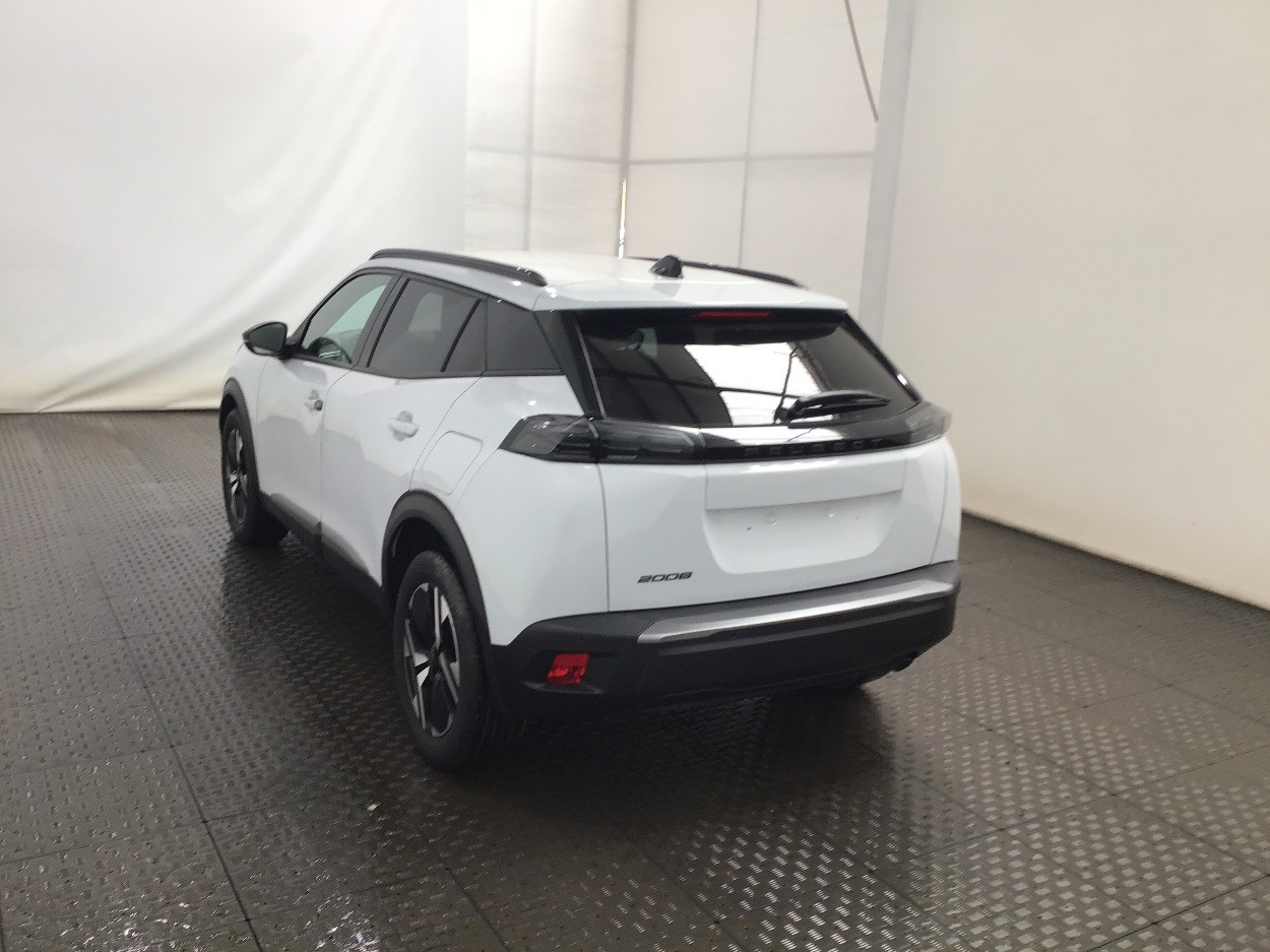 Peugeot 2008 1.2 PureTech 100
