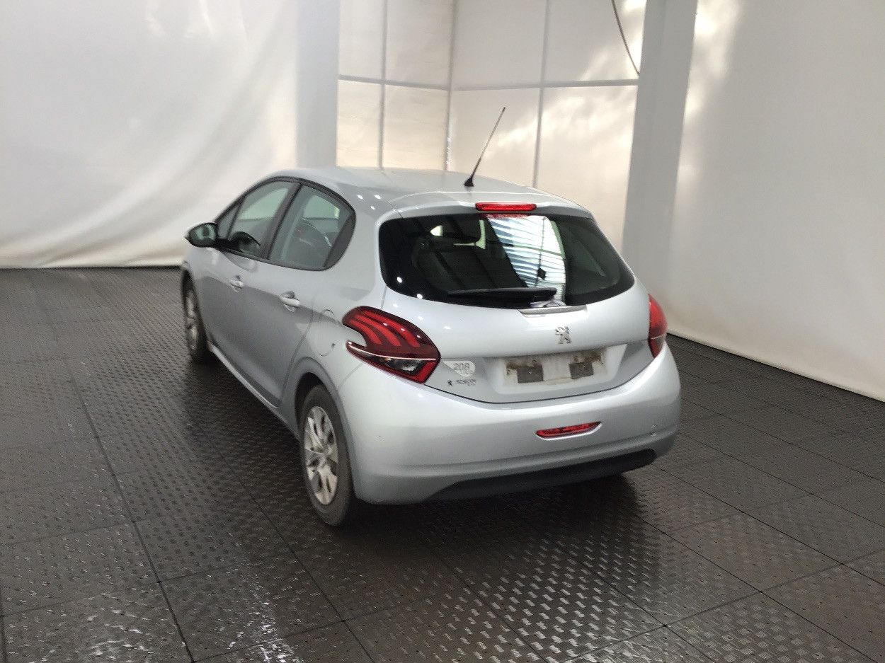 Peugeot 208 1.2
