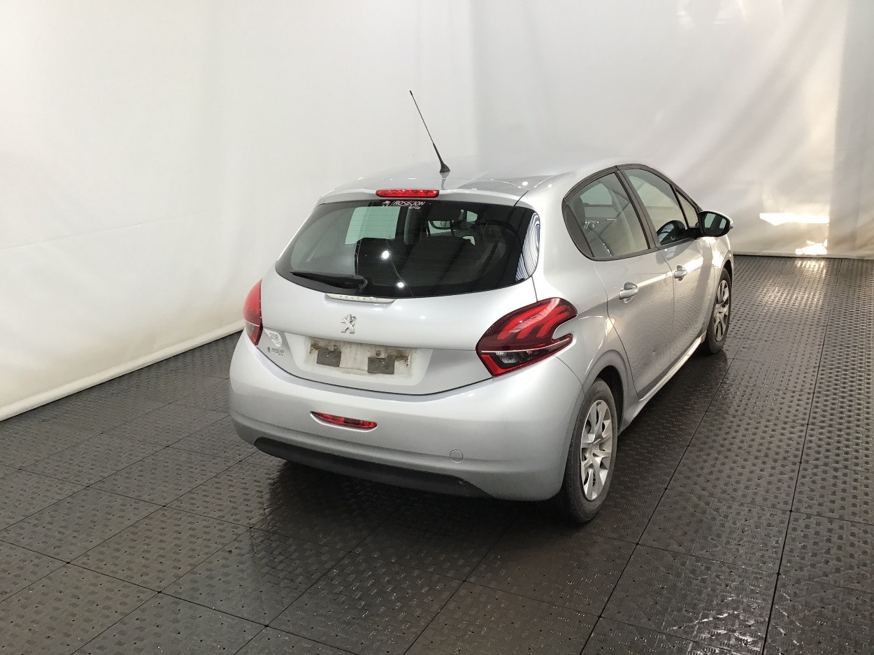 Peugeot 208 1.2