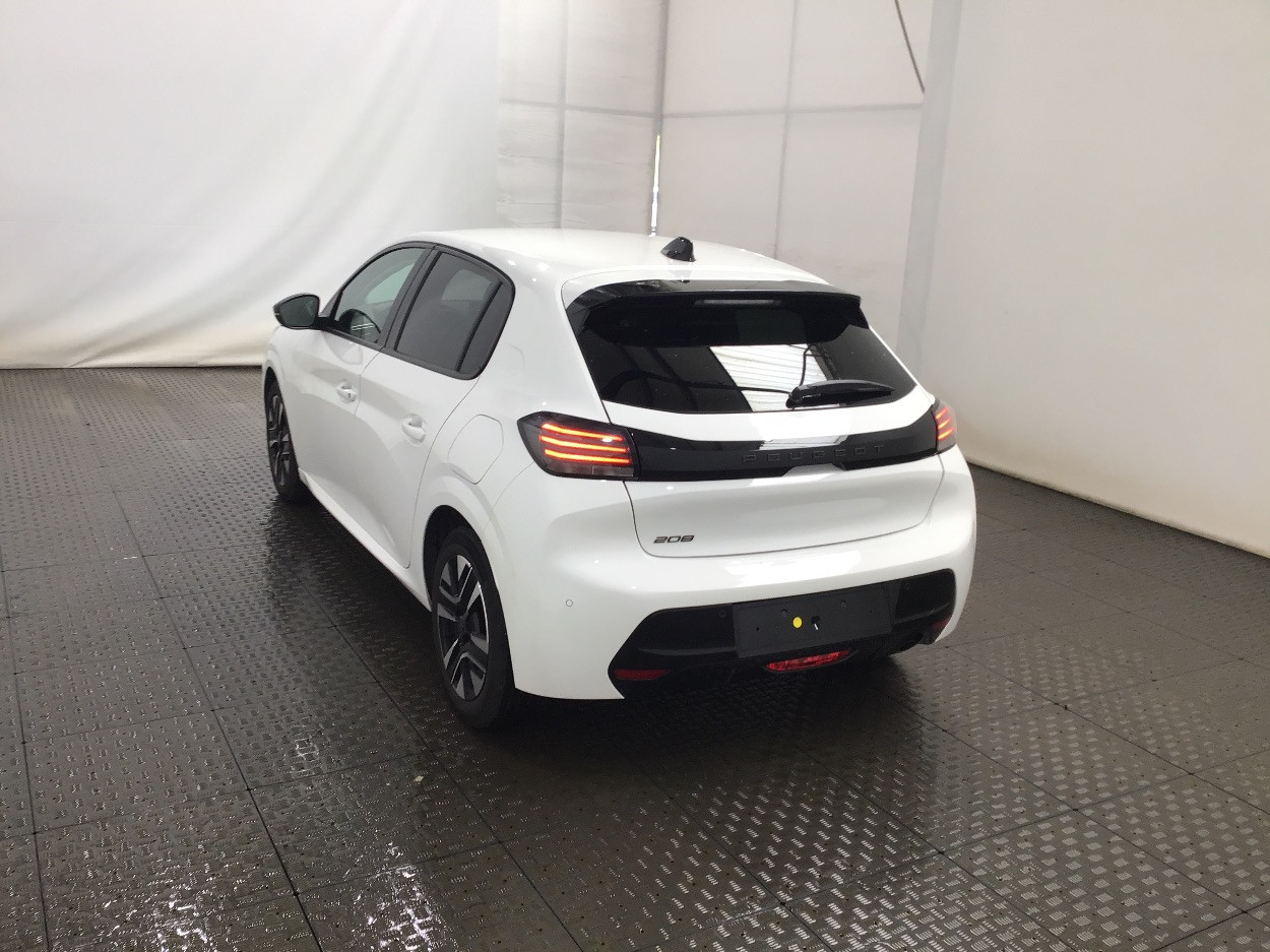 Peugeot 208 1.2 PureTech 100