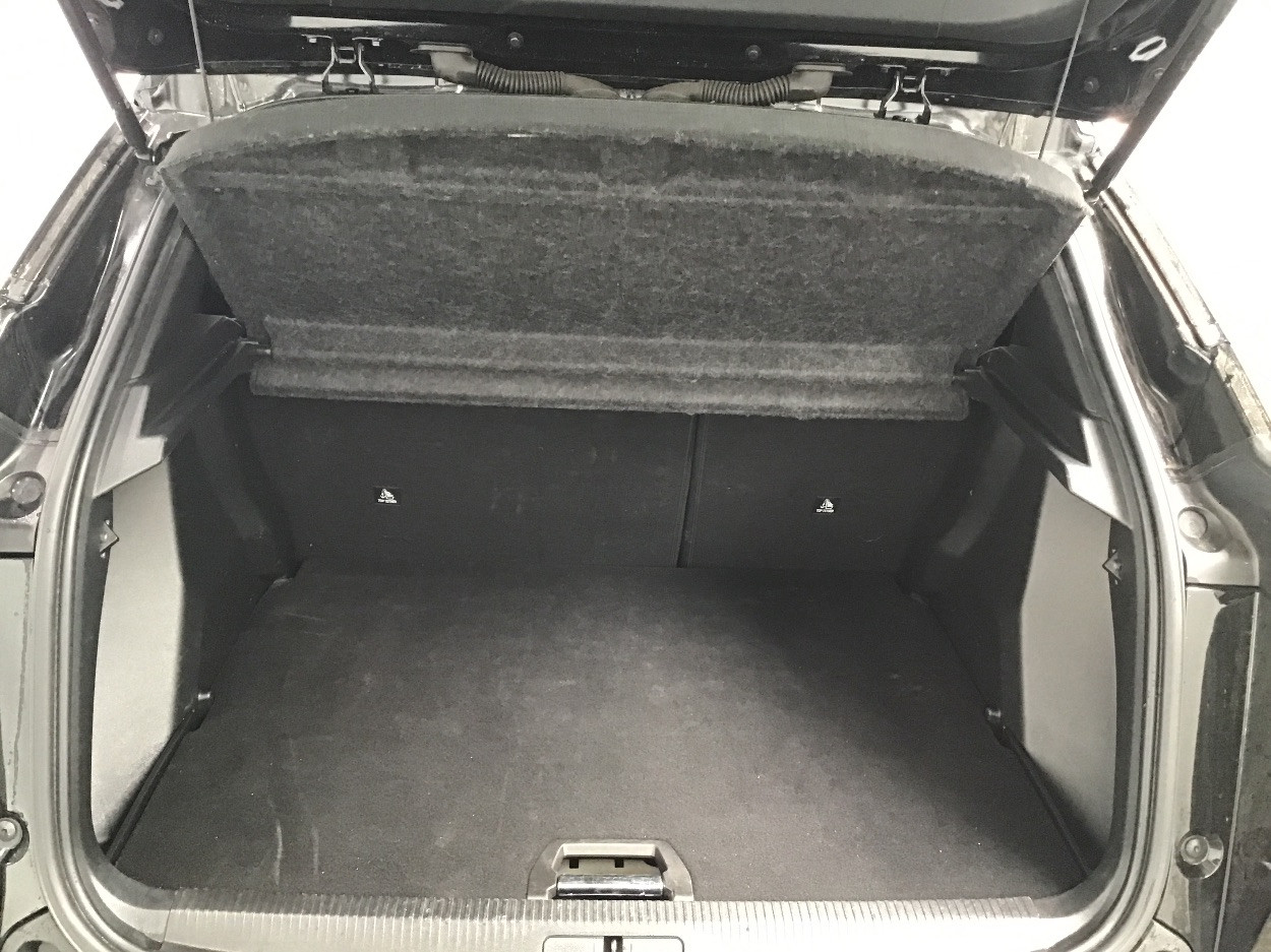 Peugeot 2008 1.2 PureTech 100