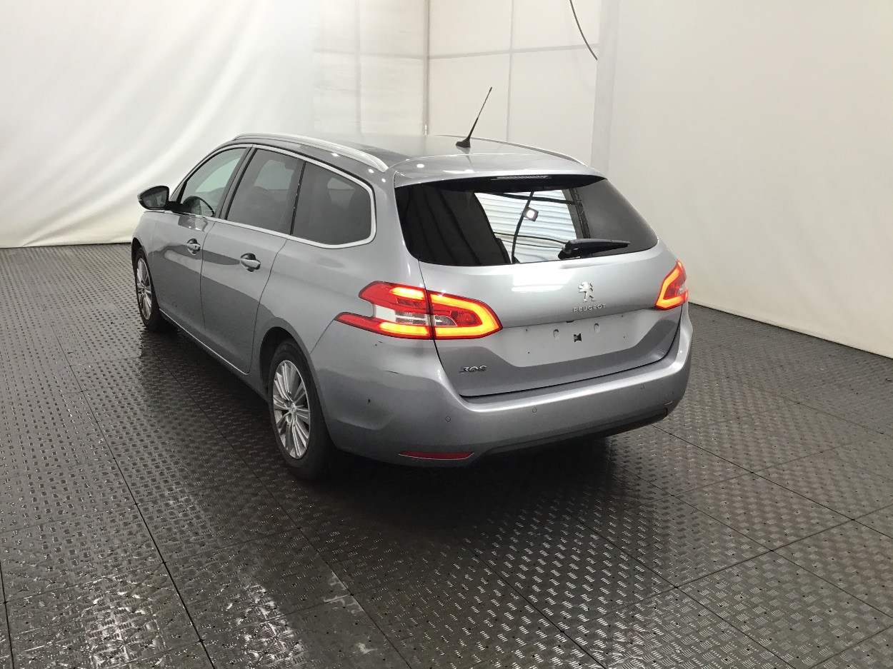 Peugeot 308 sw 1.5 Blue HDI 130