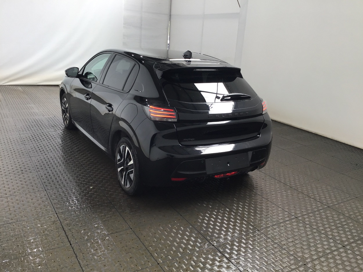 Peugeot 208 1.2 PureTech 100