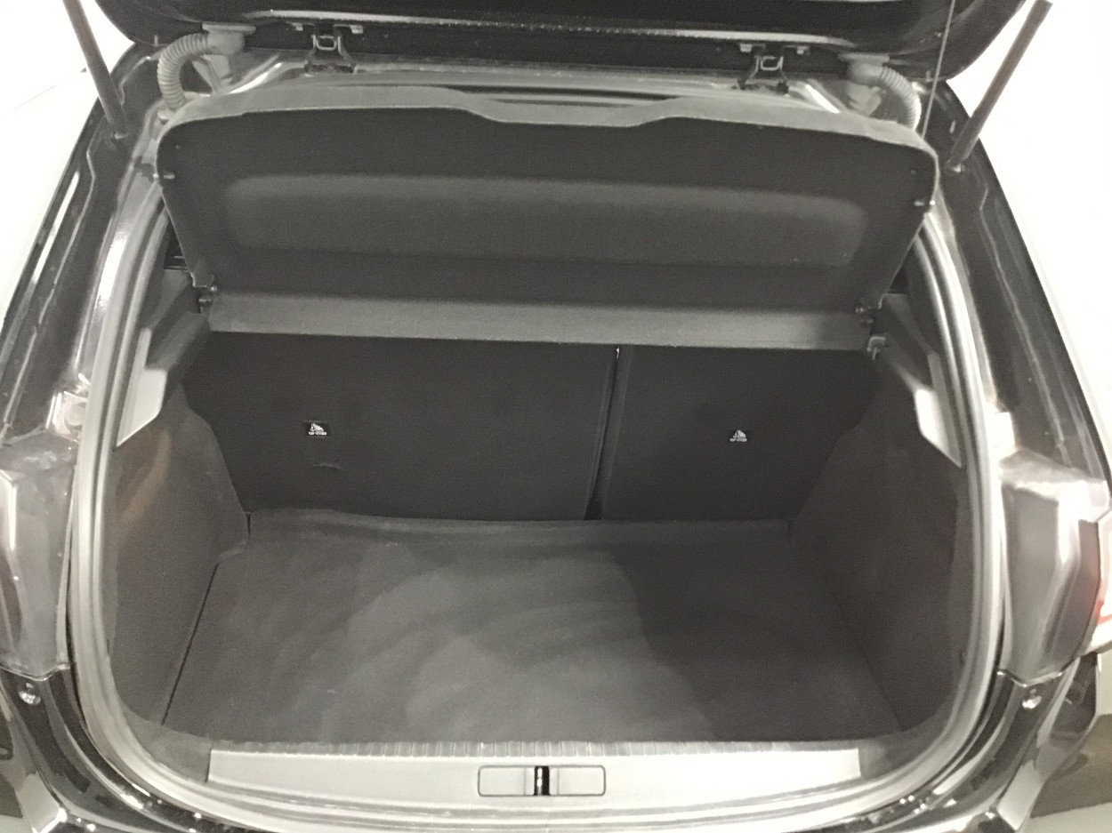 Peugeot 208 1.2 PureTech 100