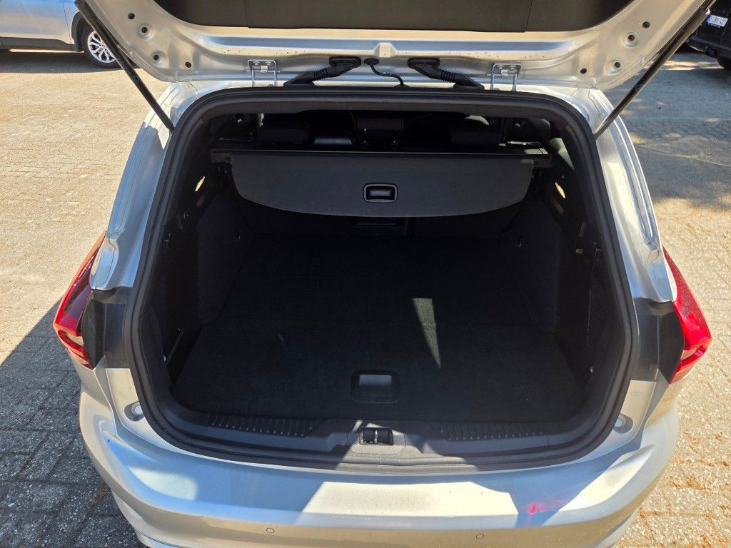Ford Focus 1.0 155PS AT