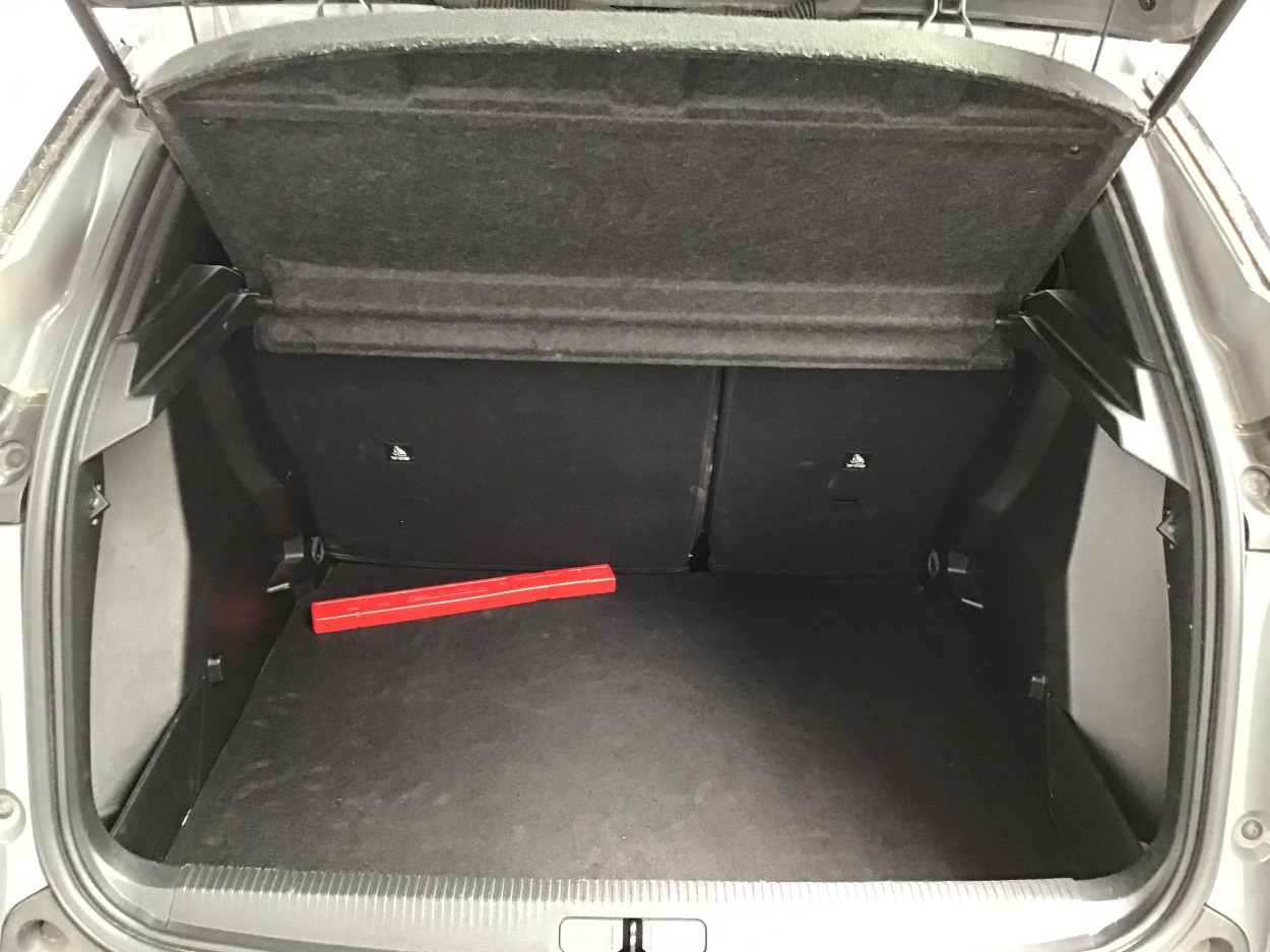 Peugeot 2008 1.2 PureTech 100