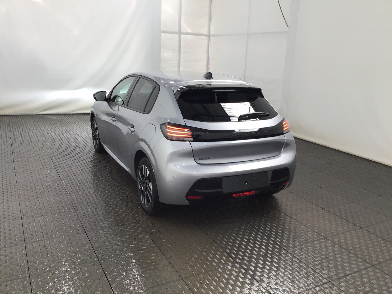 Peugeot 208 1.2 PureTech 100