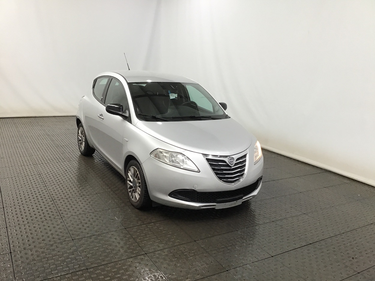 Lancia Ypsilon 0.9 ess