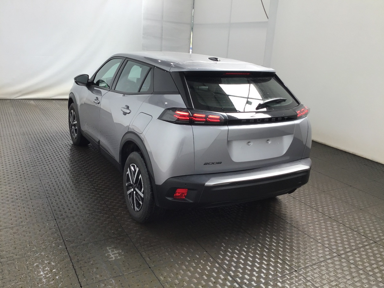 Peugeot 2008 1.2 PureTech 100