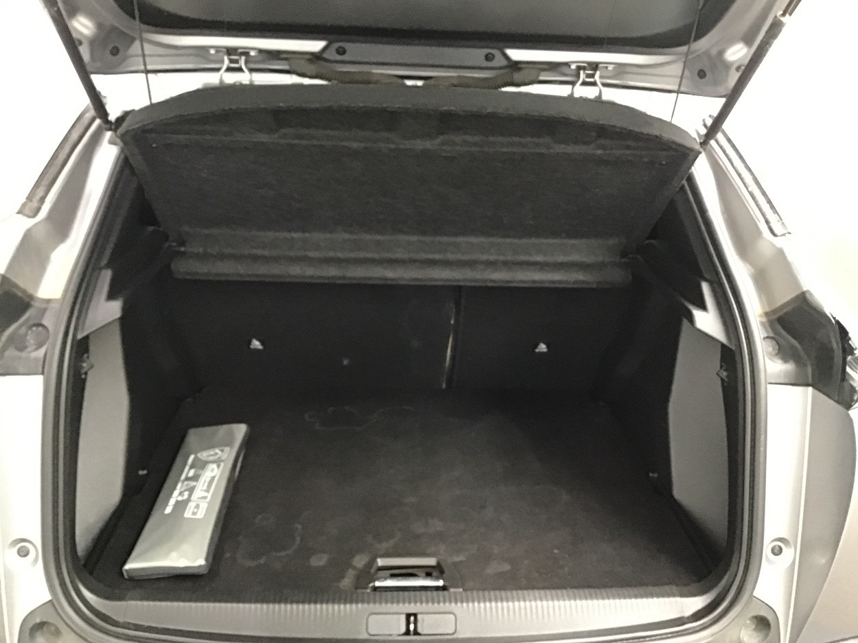 Peugeot 2008 1.2 PureTech 100