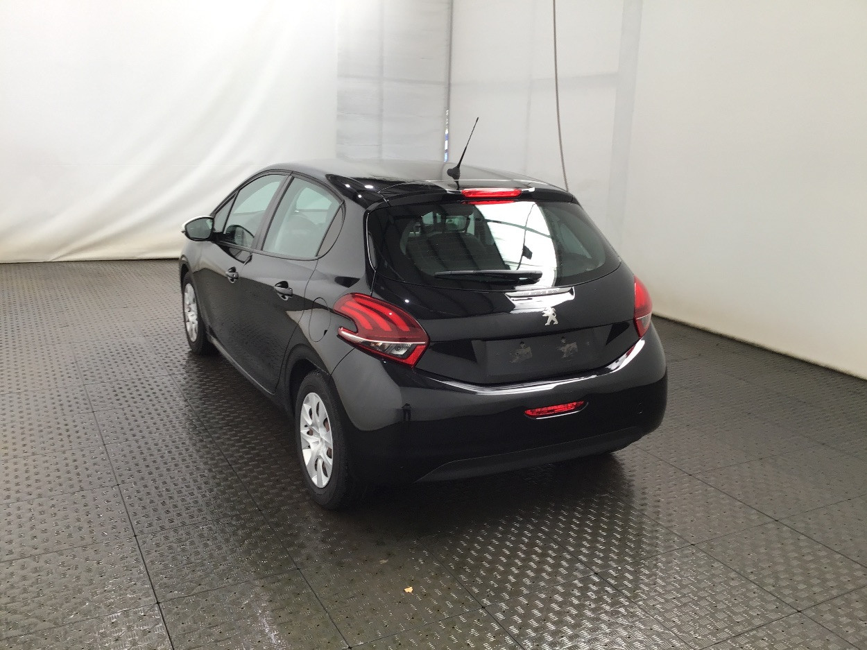 Peugeot 208 1.2