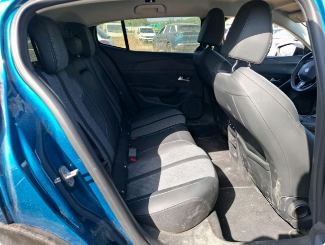Peugeot 408 1.6 hybrid PHEV