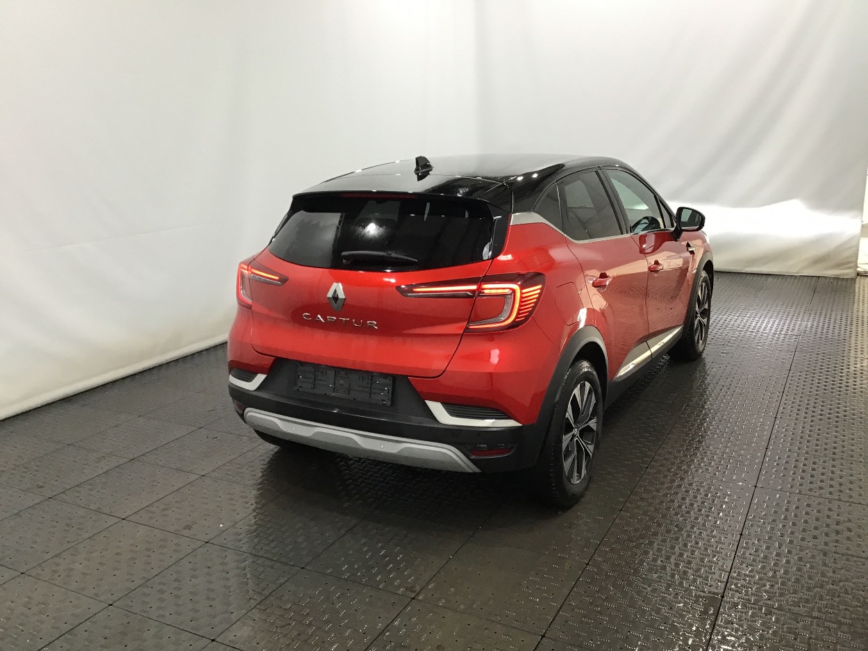 Renault Captur TCe 140 MHEV