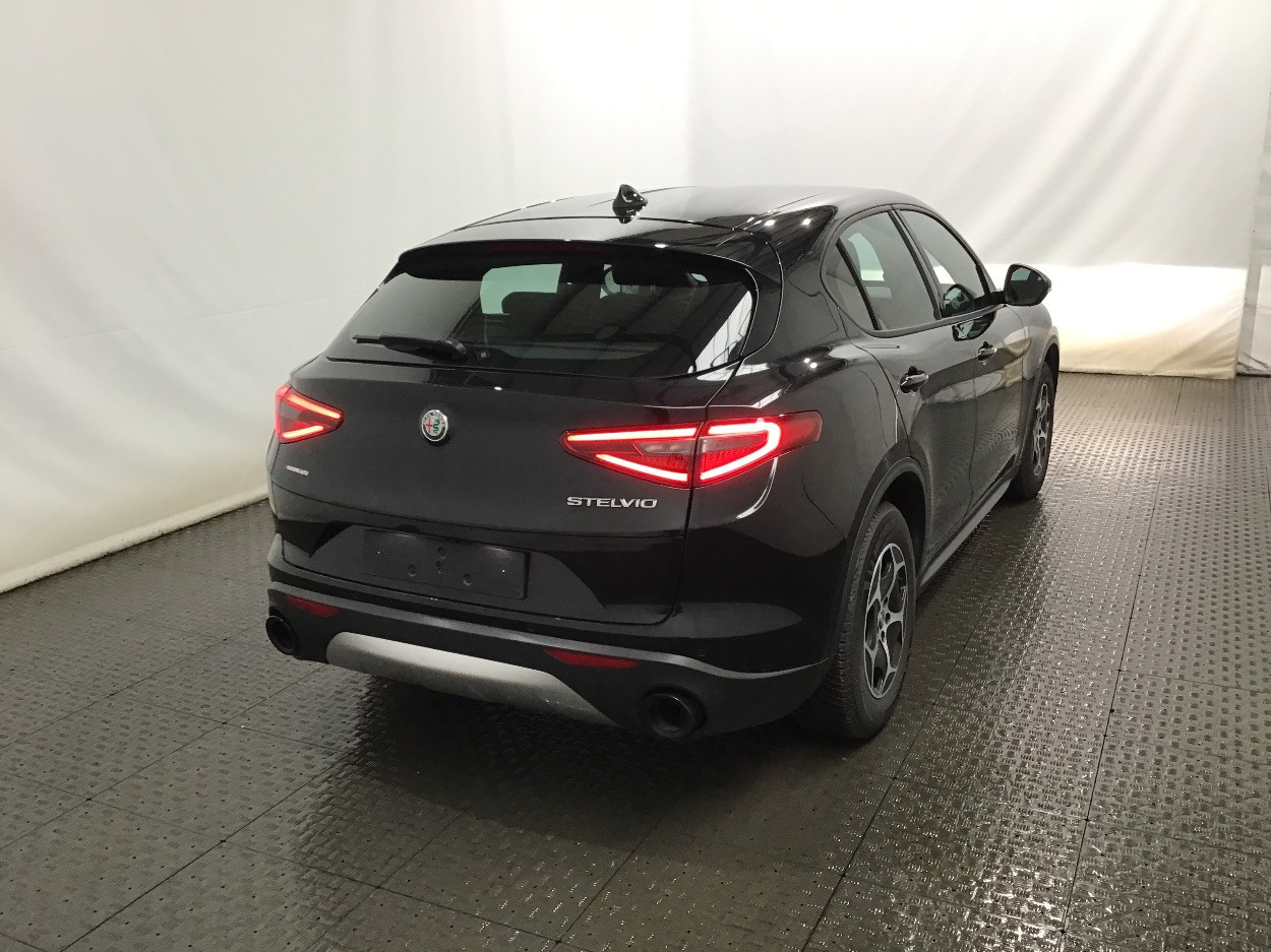 Alfa romeo Stelvio 2.2