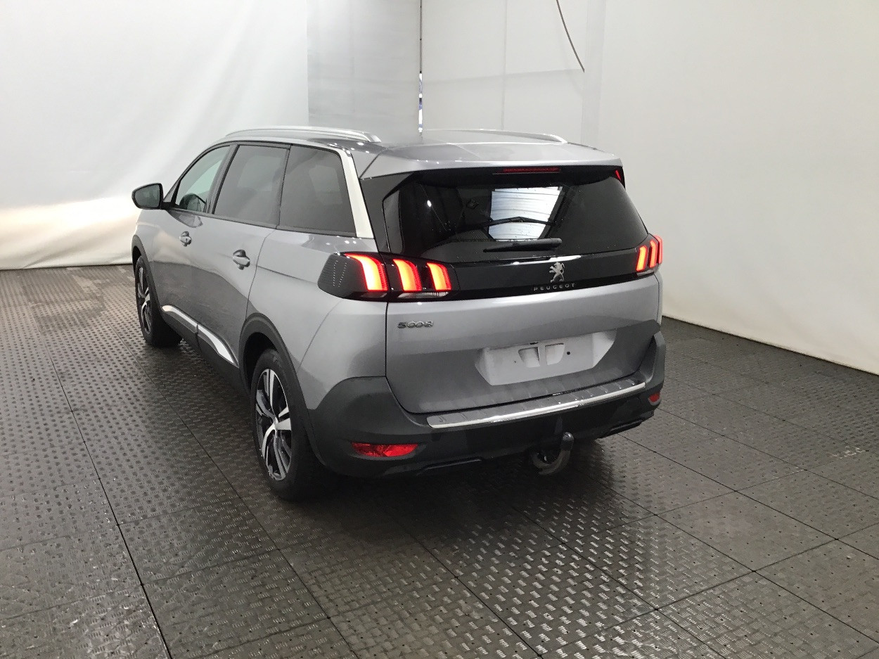 Peugeot 5008 1.5 Blue HDI 130