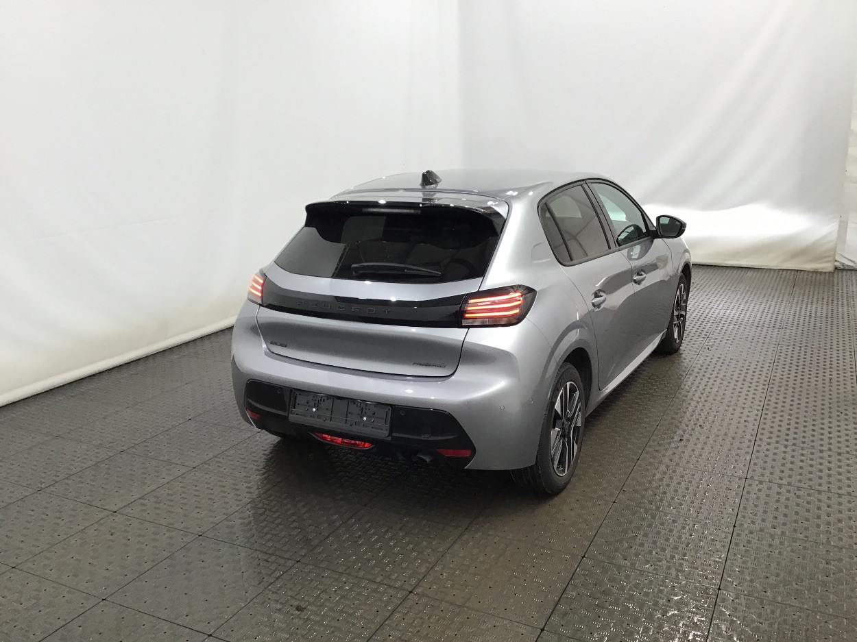 Peugeot 208 1.2 100/110 MHEV