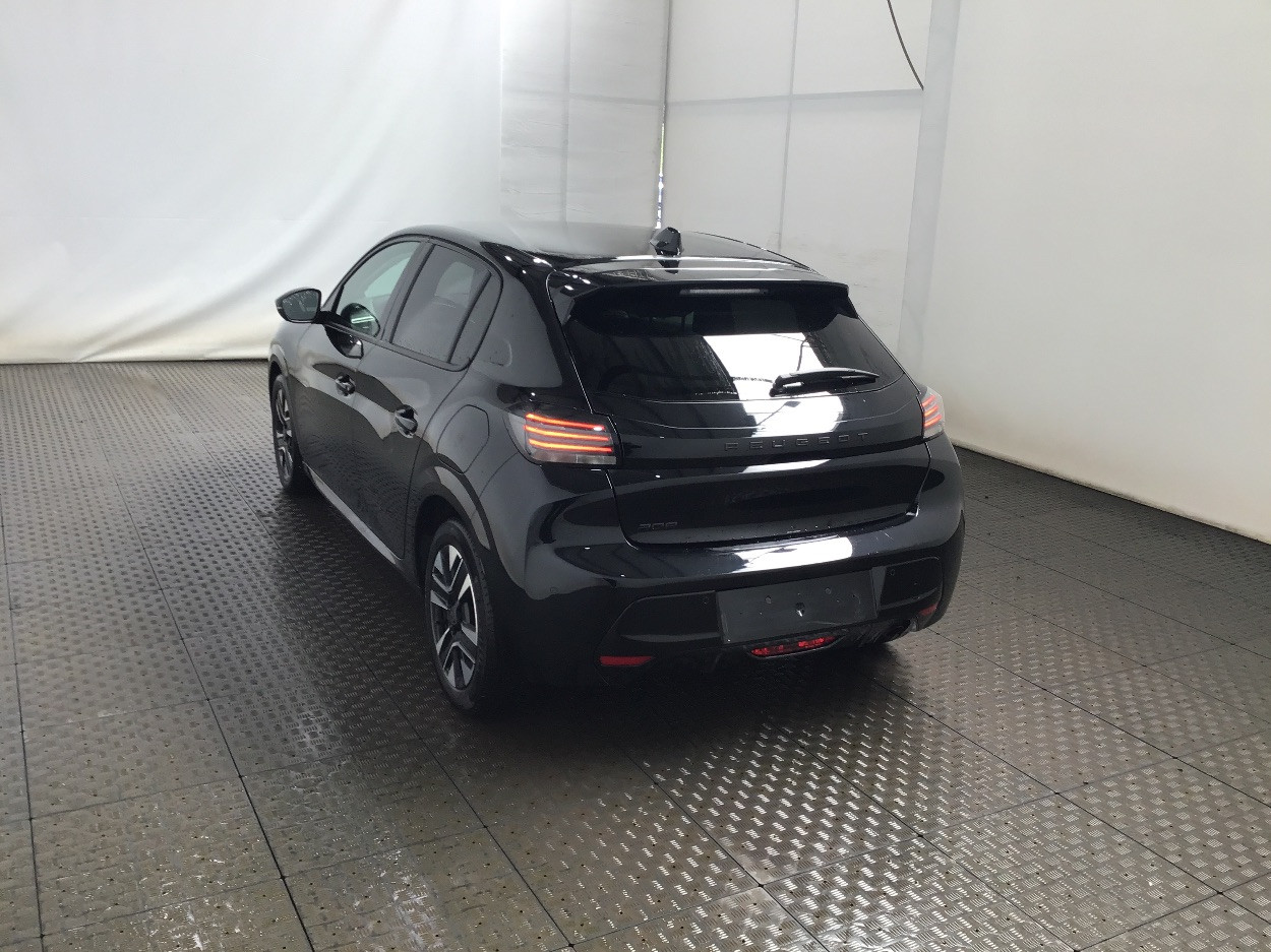 Peugeot 208 1.2 PureTech 100