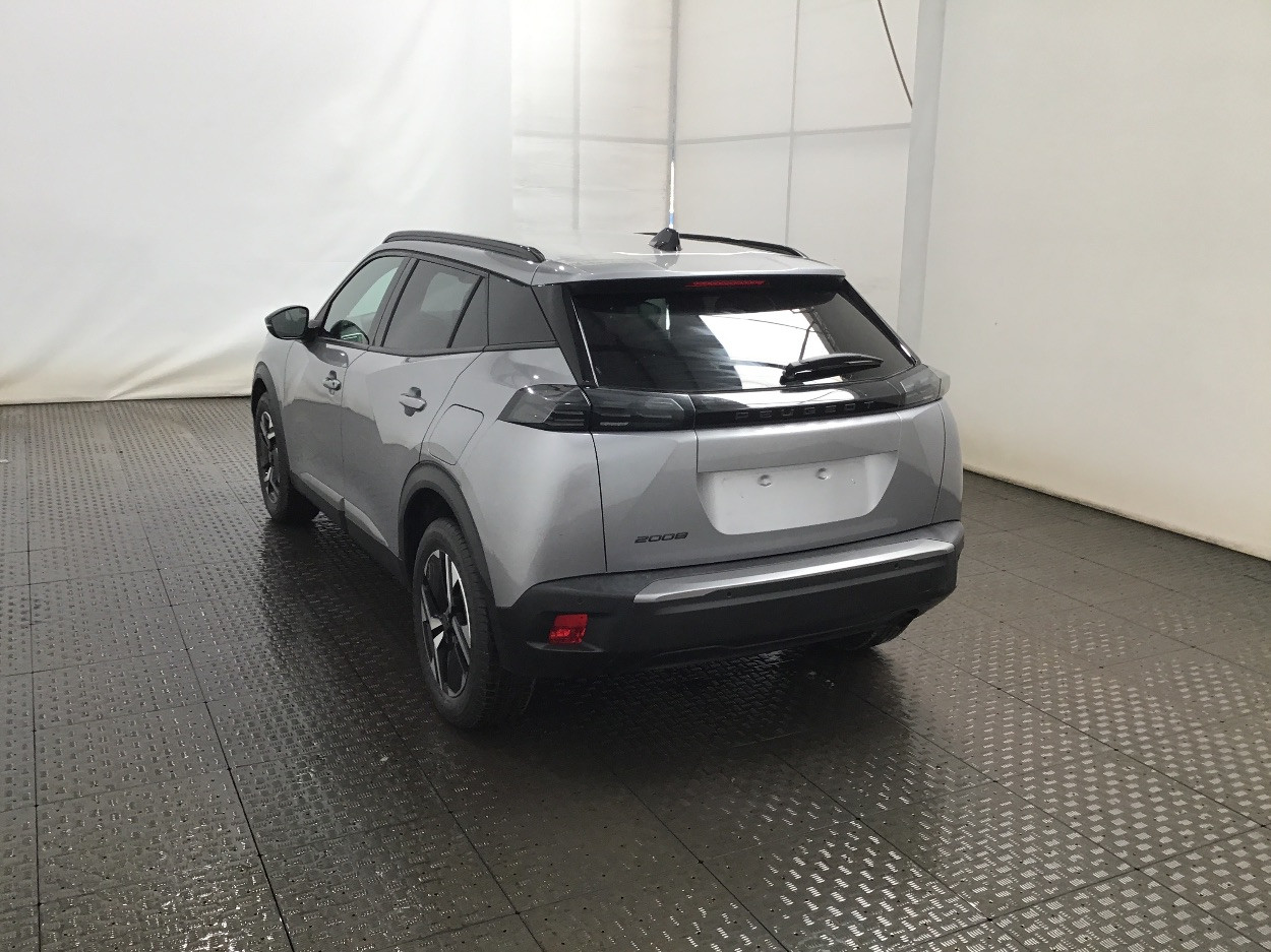 Peugeot 2008 1.2 PureTech 100