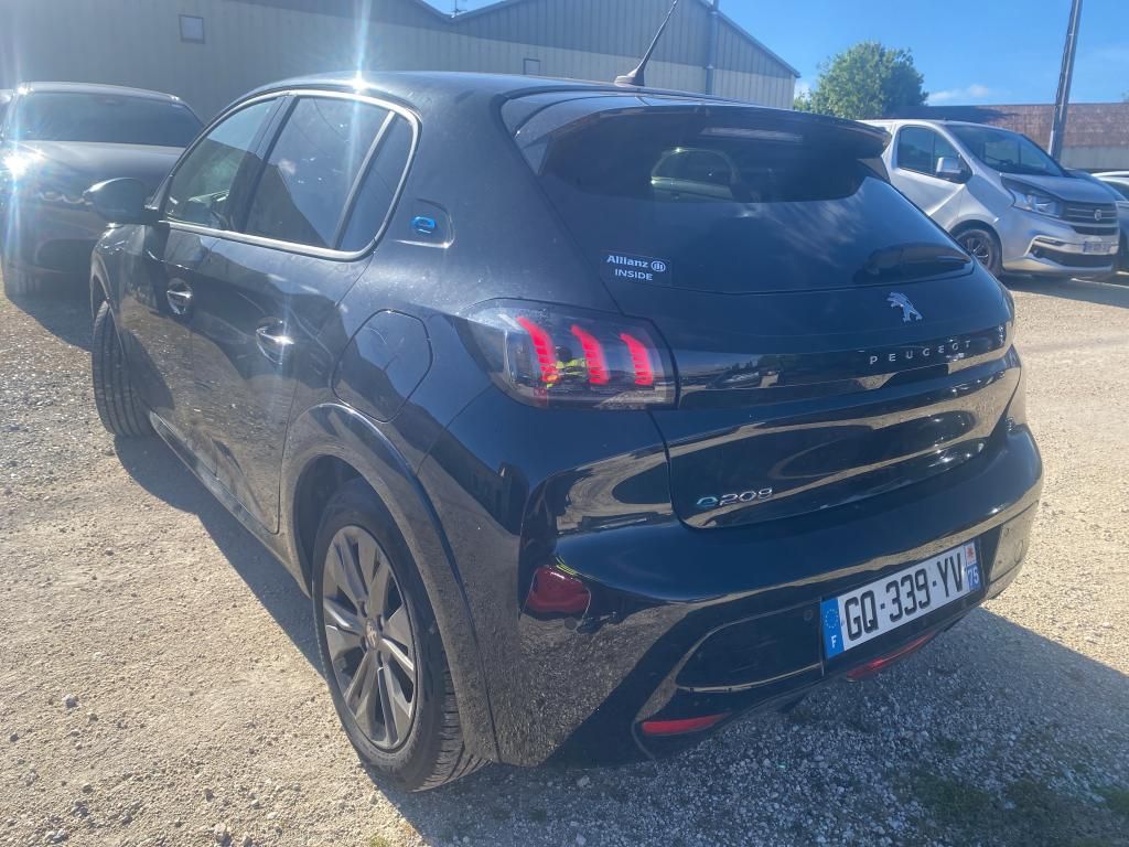 Peugeot 208 e