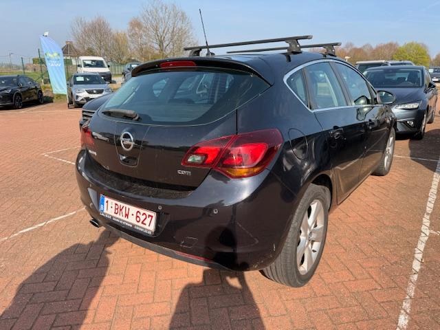 Opel Astra 2.0 cdti