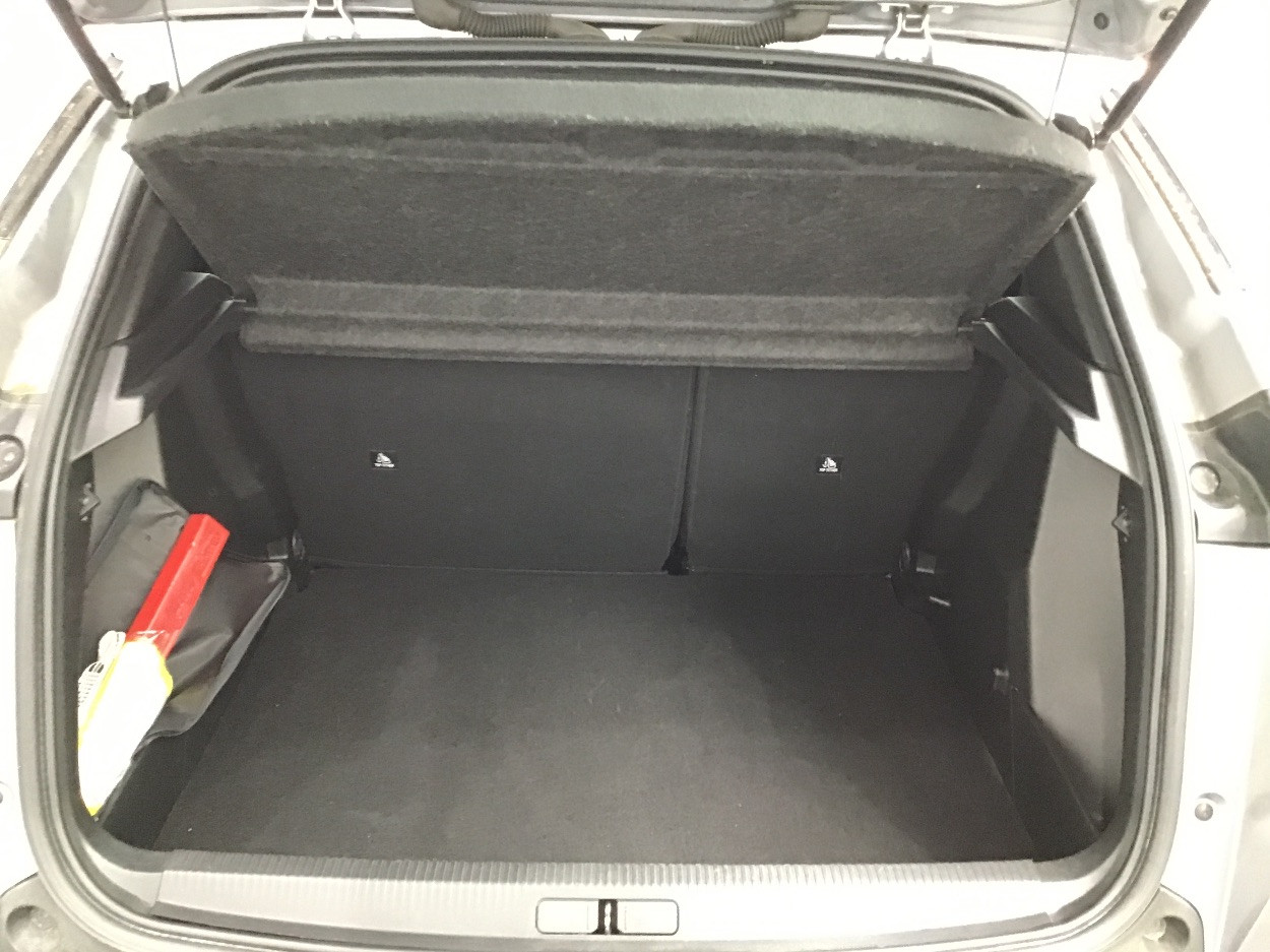 Peugeot 2008 1.2 ess