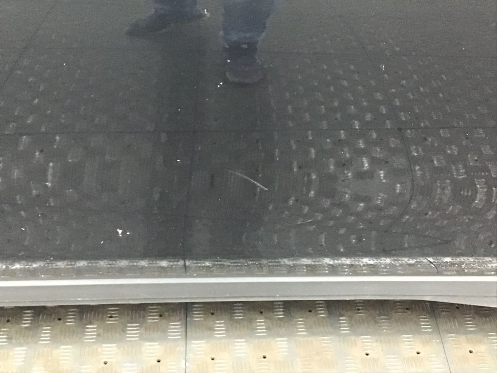 Porte avant droite