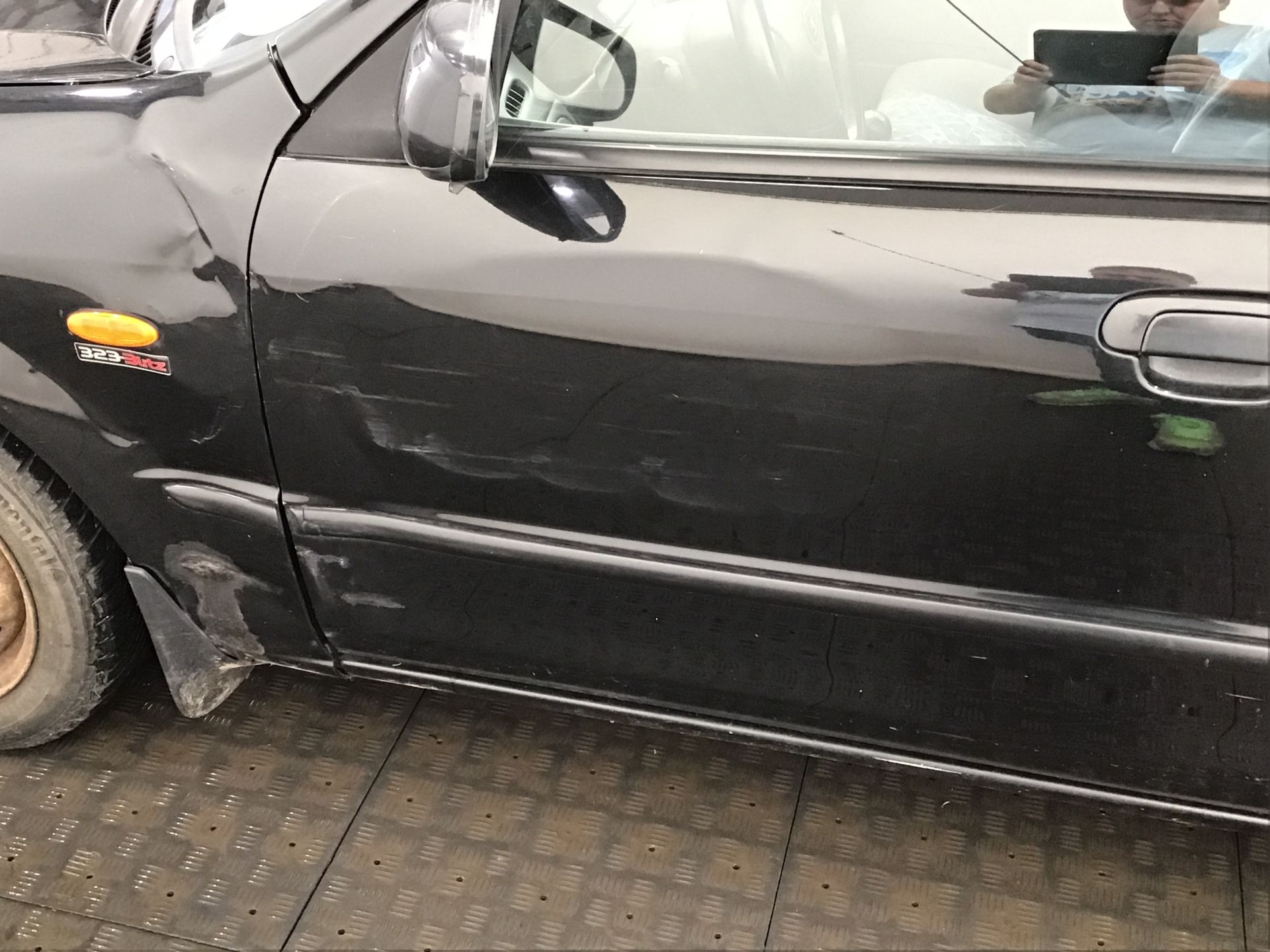 Porte avant gauche