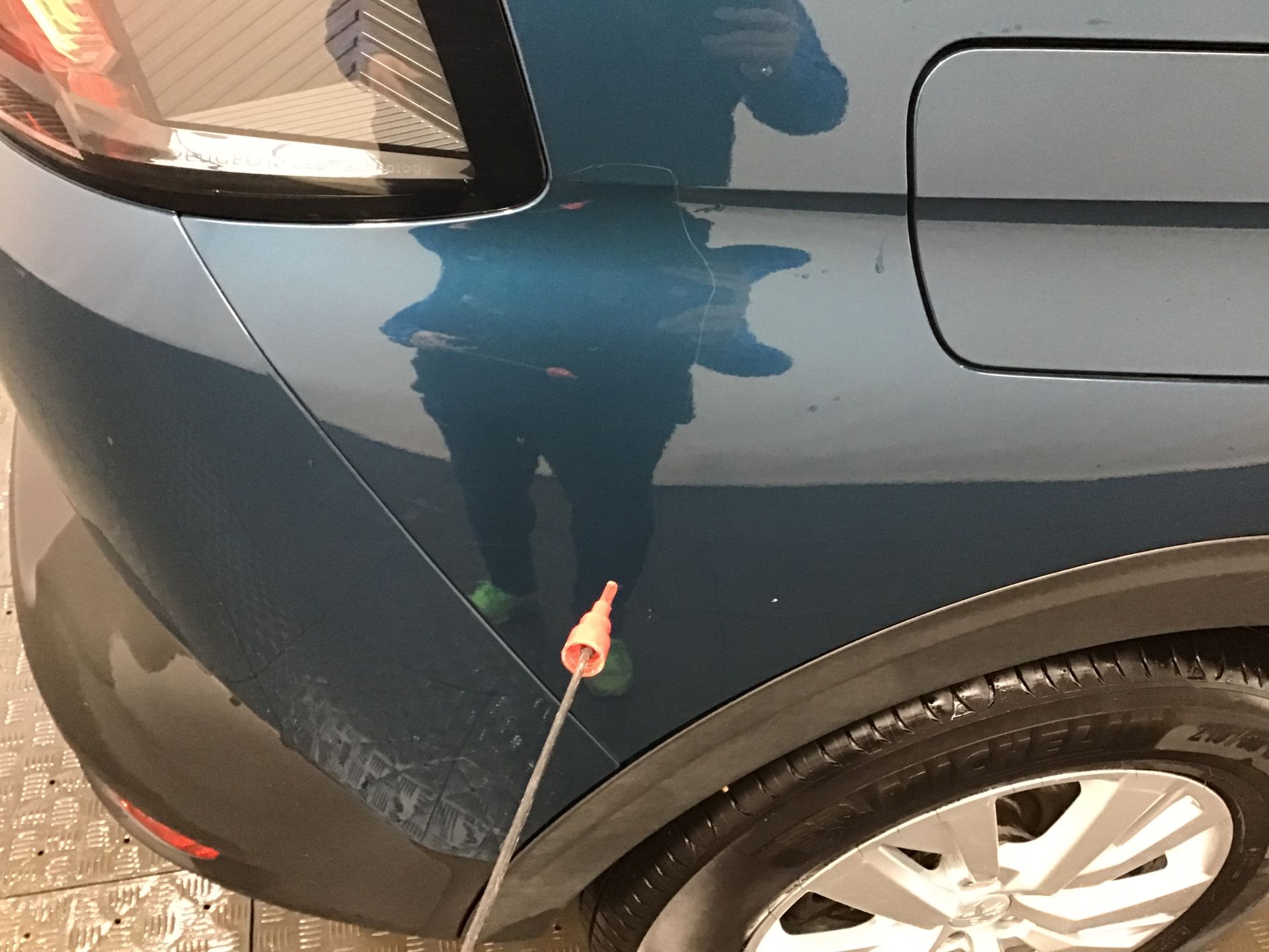 Aile arrière droite