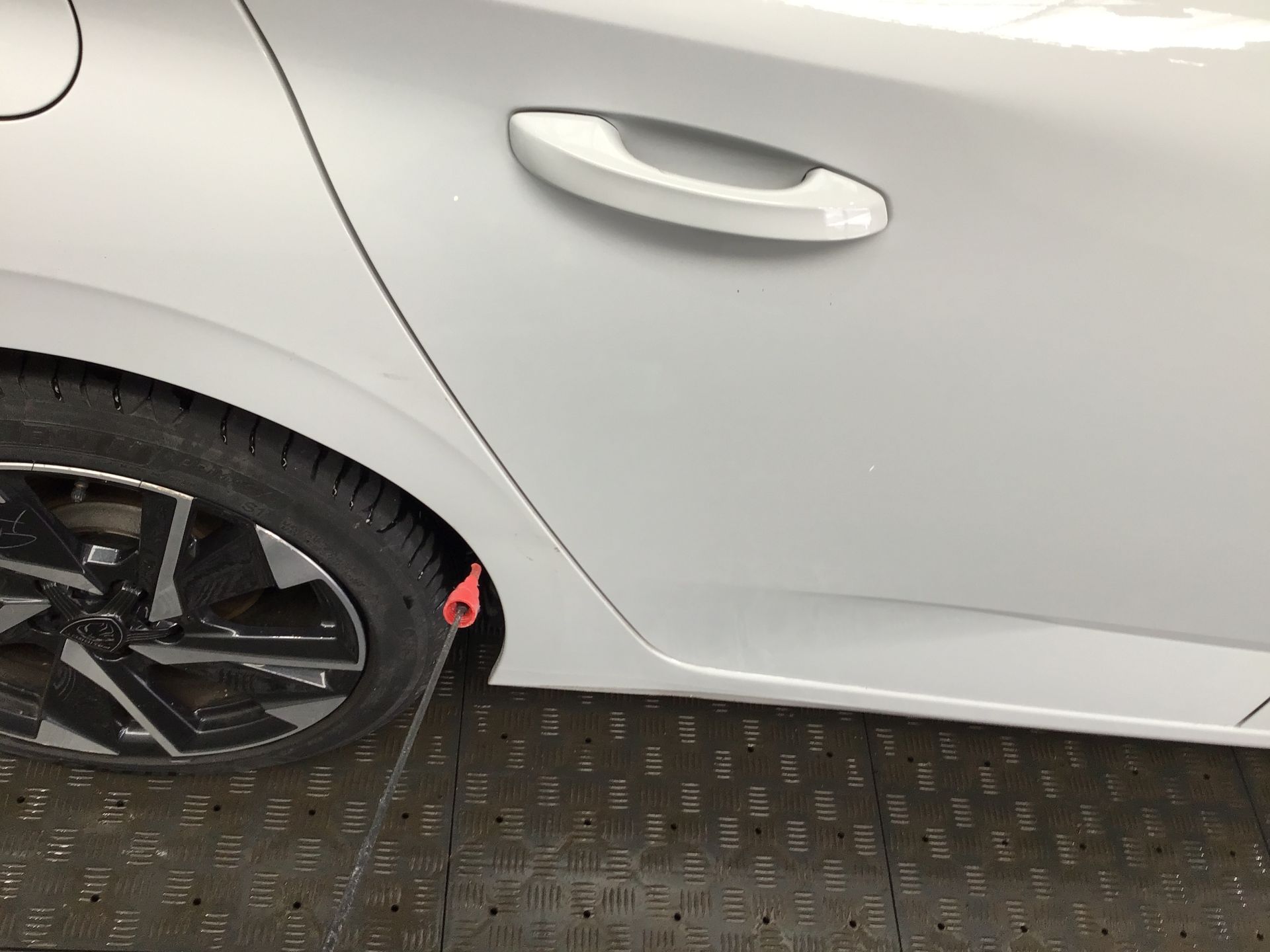 Aile arrière droite