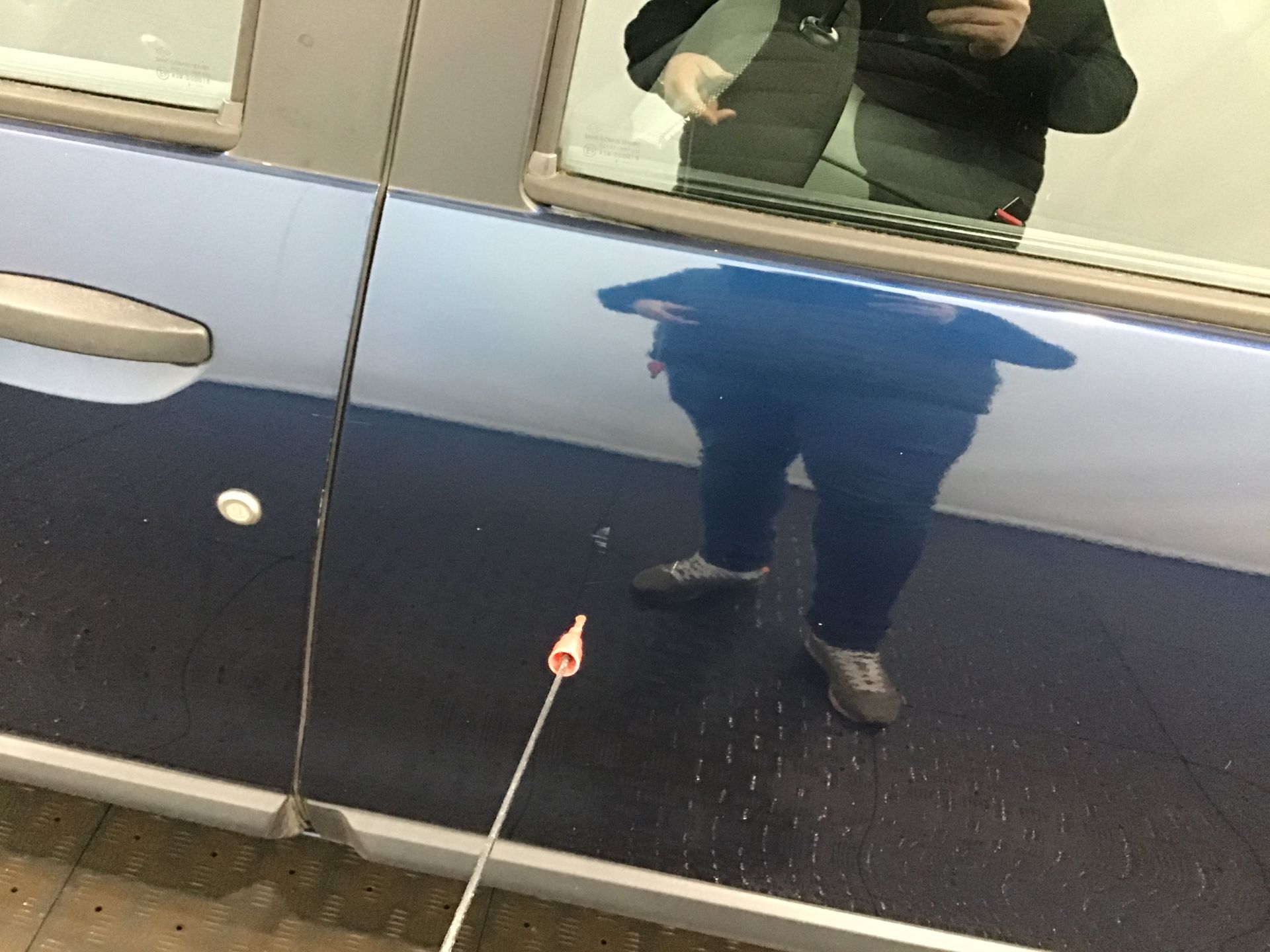 Porte arrière gauche