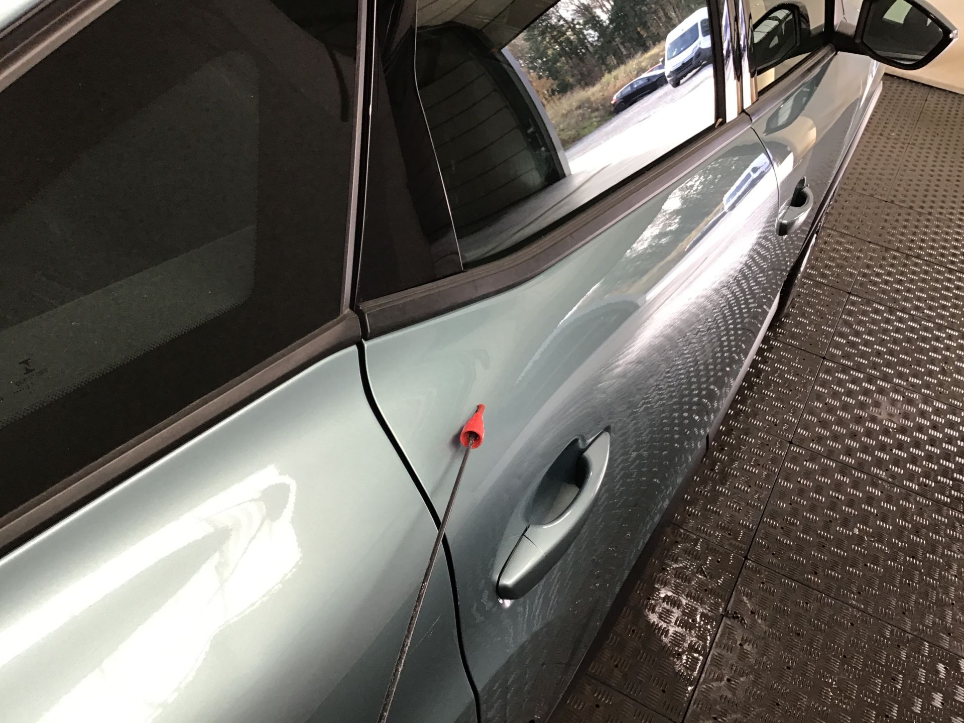 Porte arrière droite