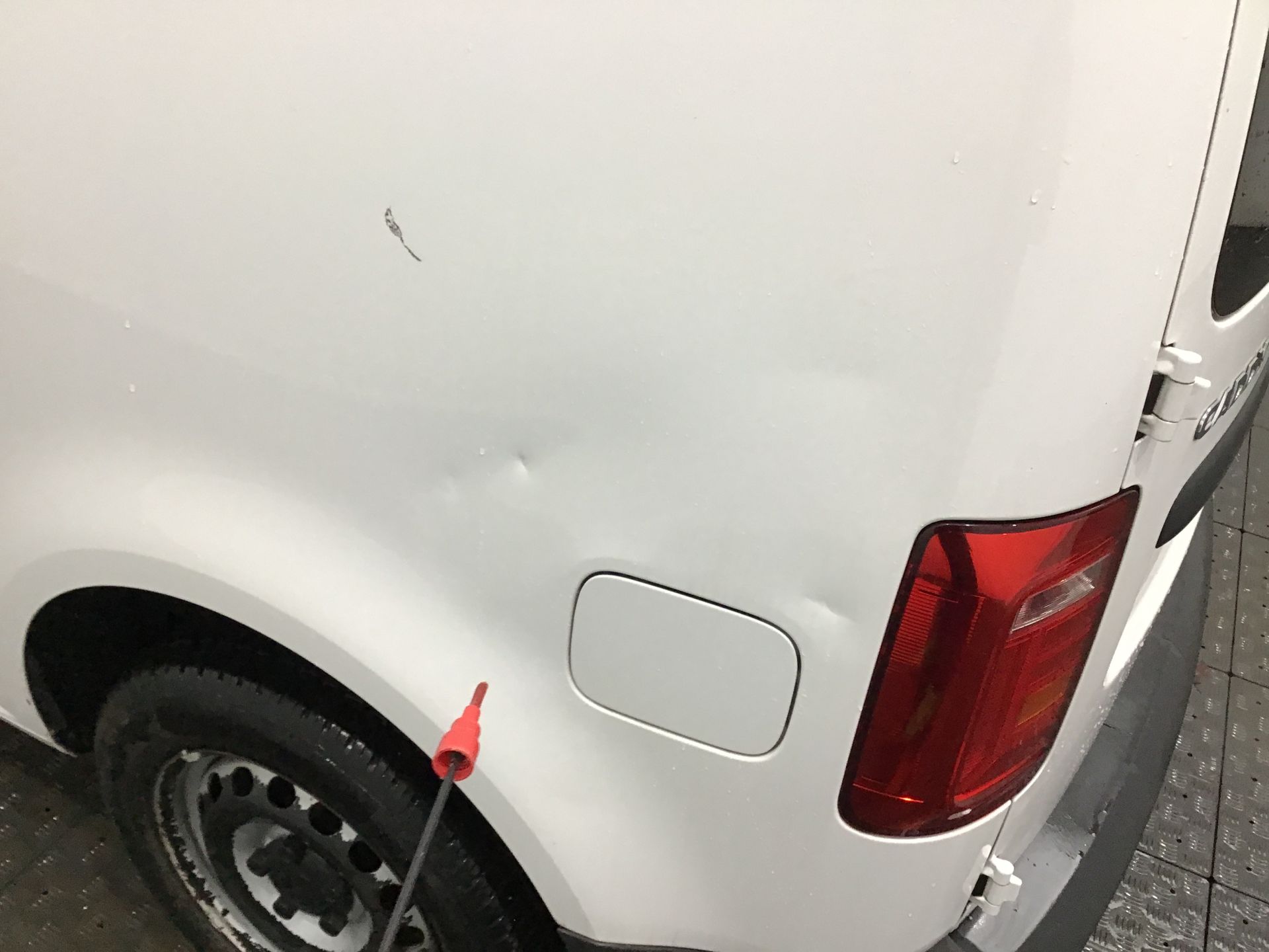 Aile arrière gauche