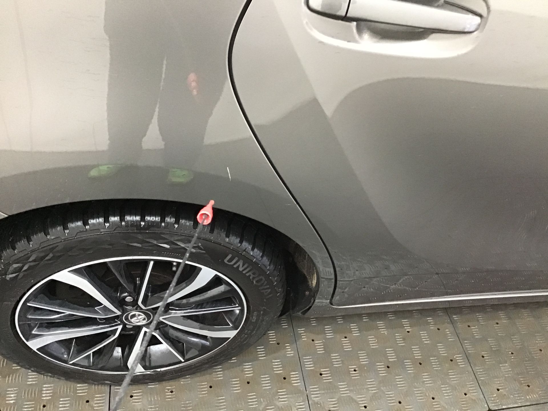 Aile arrière droite