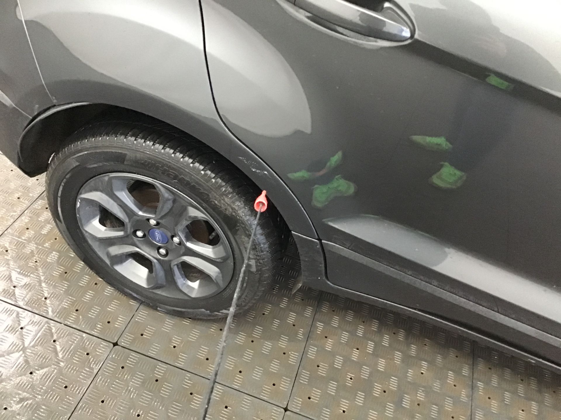 Aile arrière droite