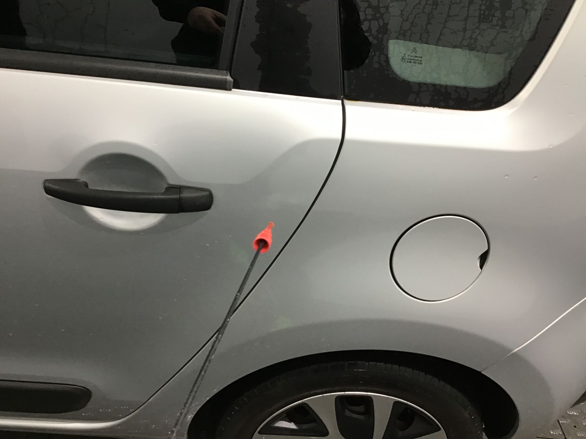 Porte arrière gauche