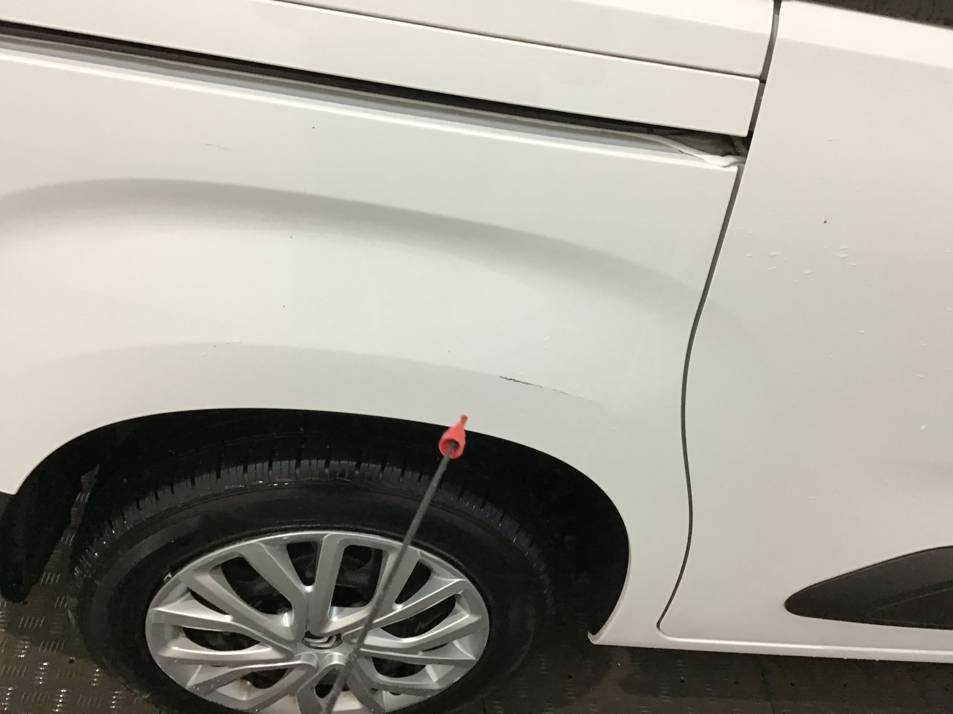 Aile arrière droite