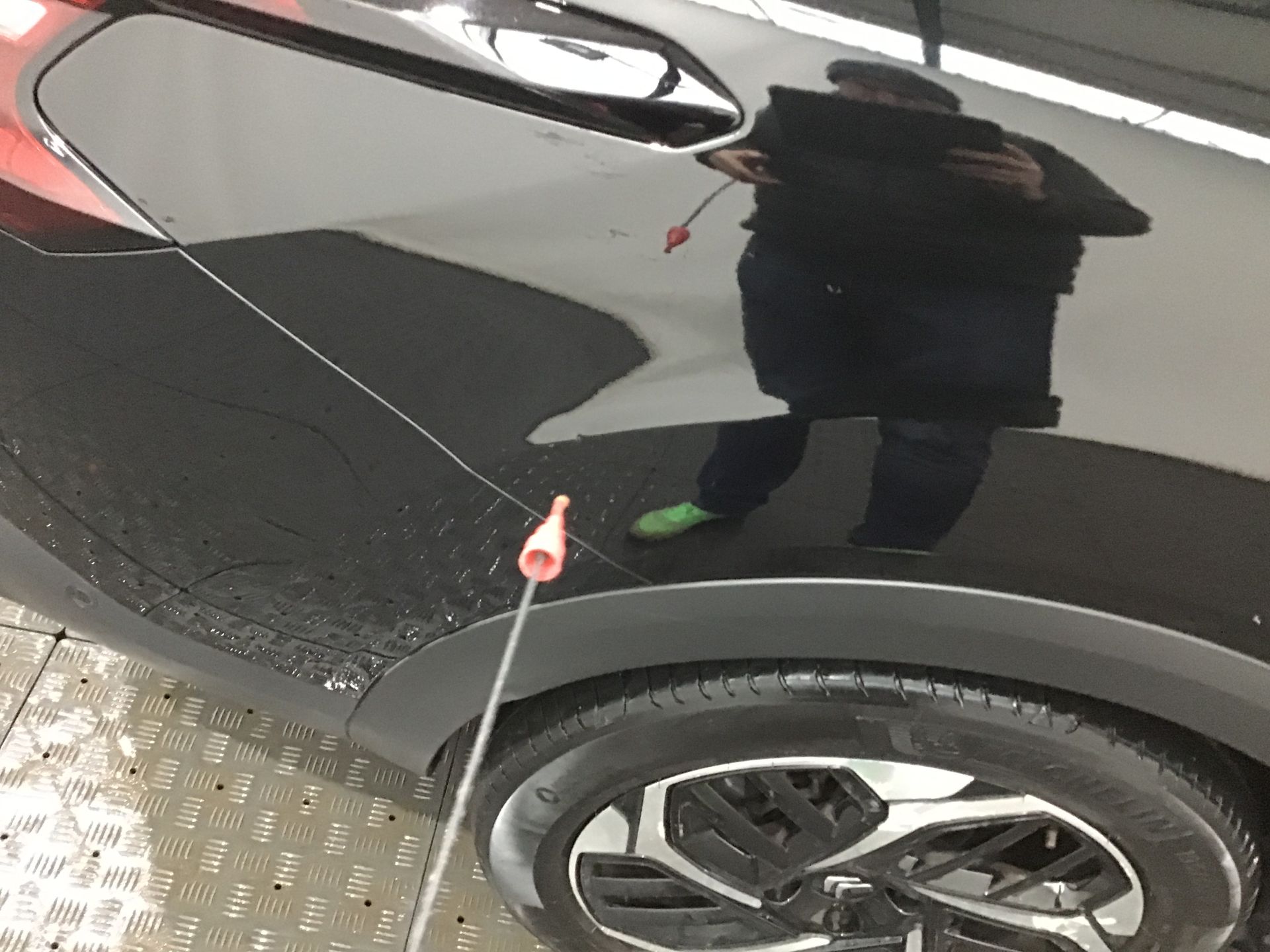 Aile arrière droite