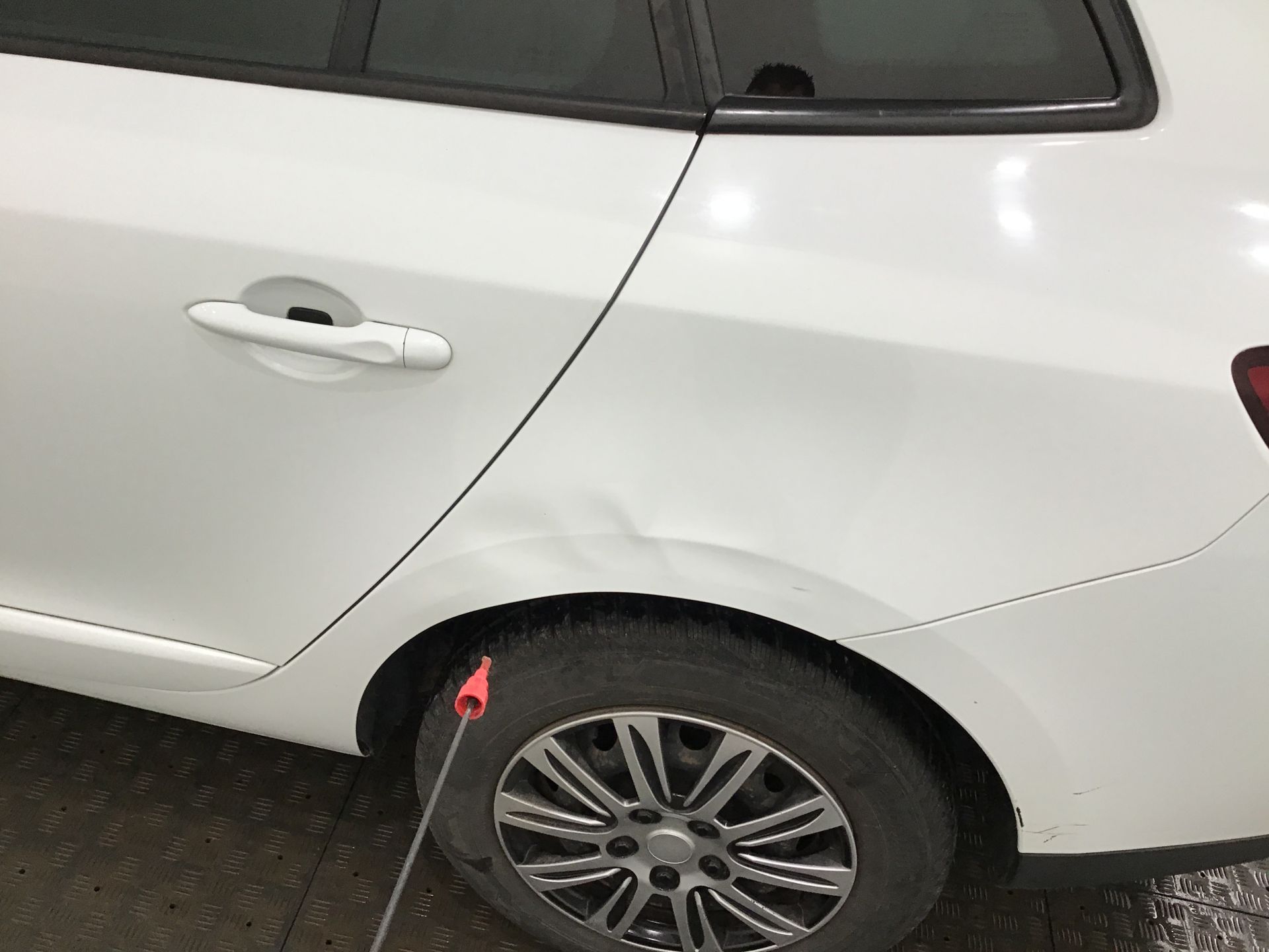 Aile arrière gauche