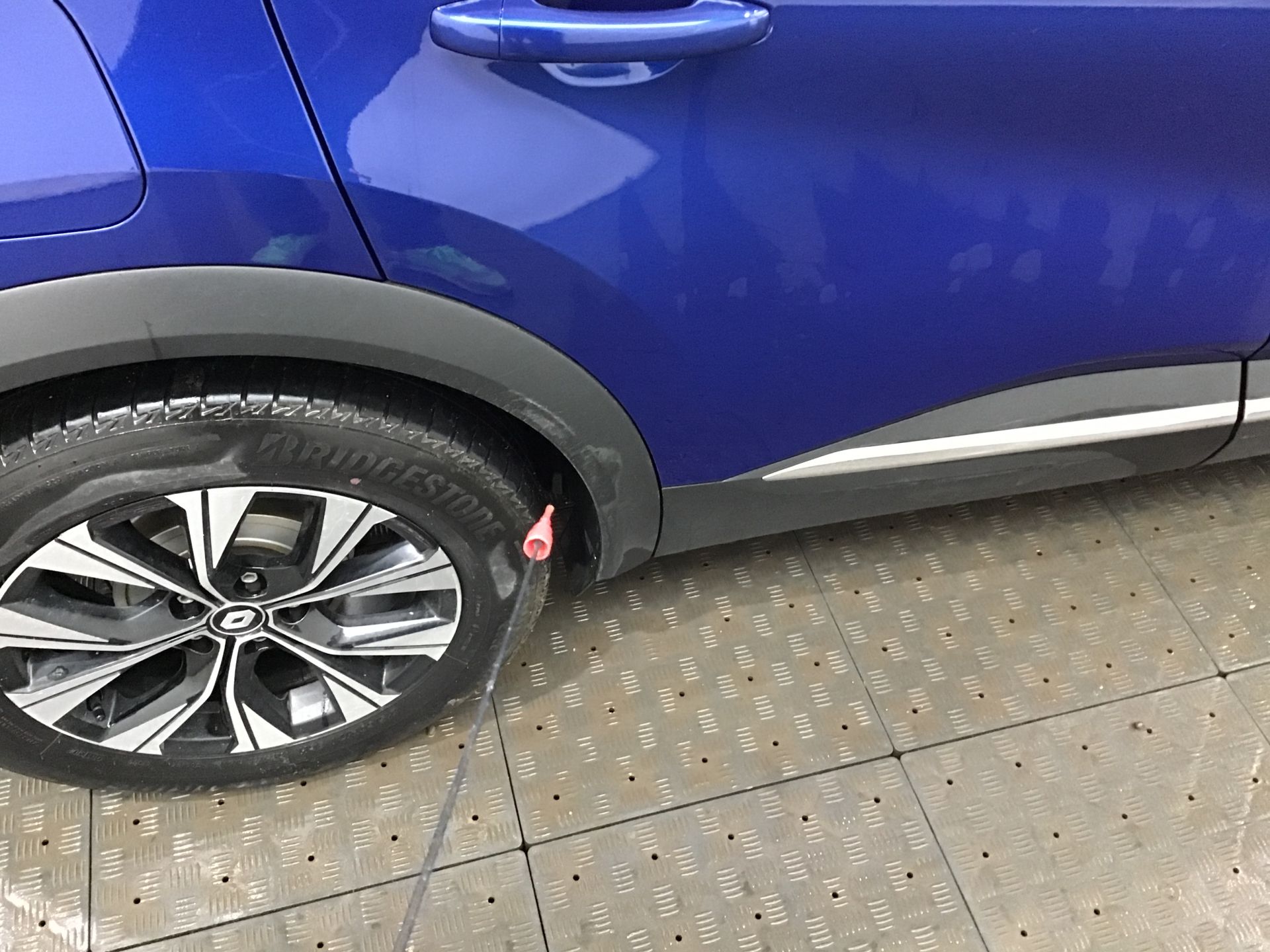 Aile arrière droite