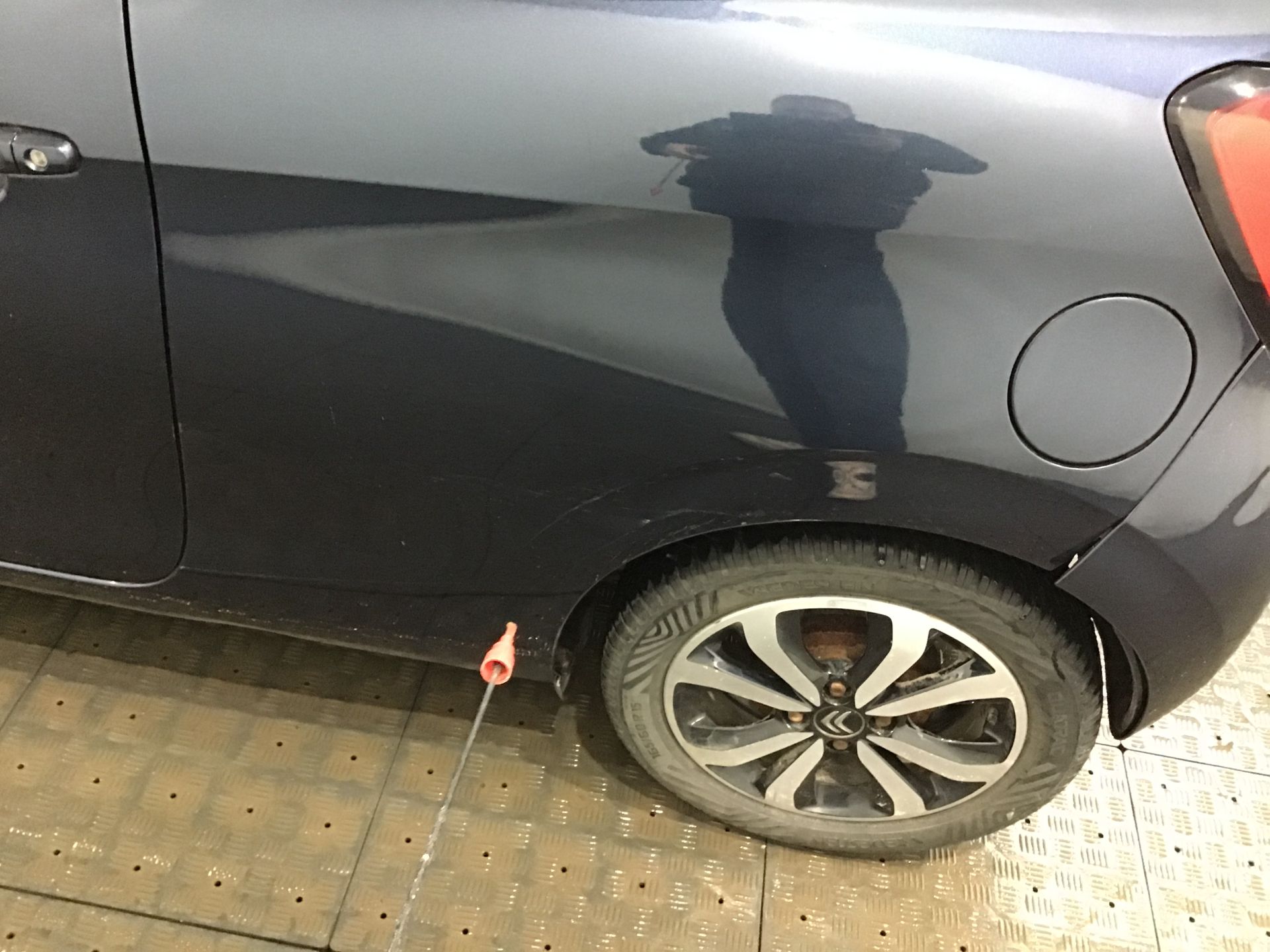 Aile arrière gauche